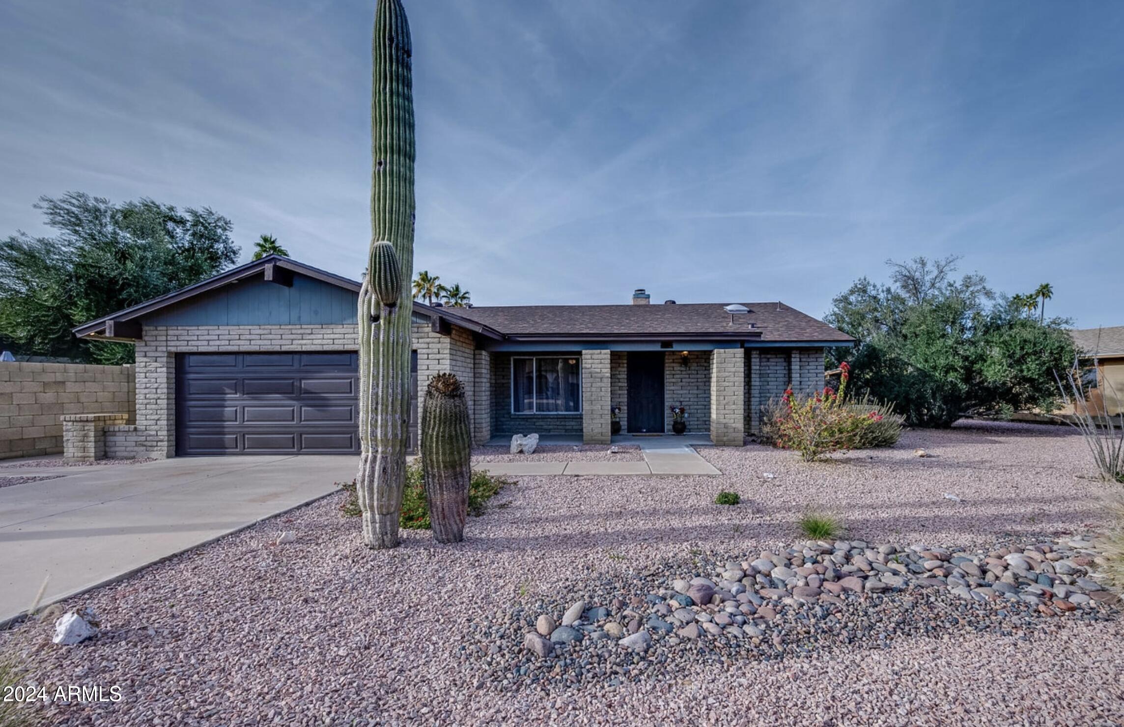 2014 E Magdalena Drive
