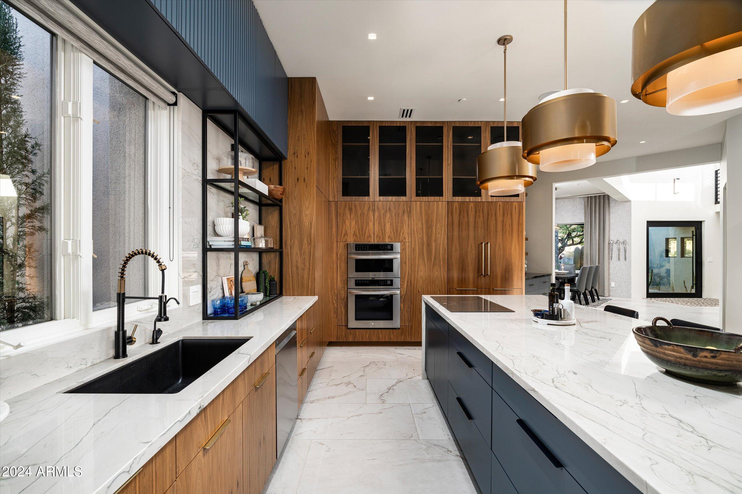 10040 E HAPPY VALLEY Road, 446