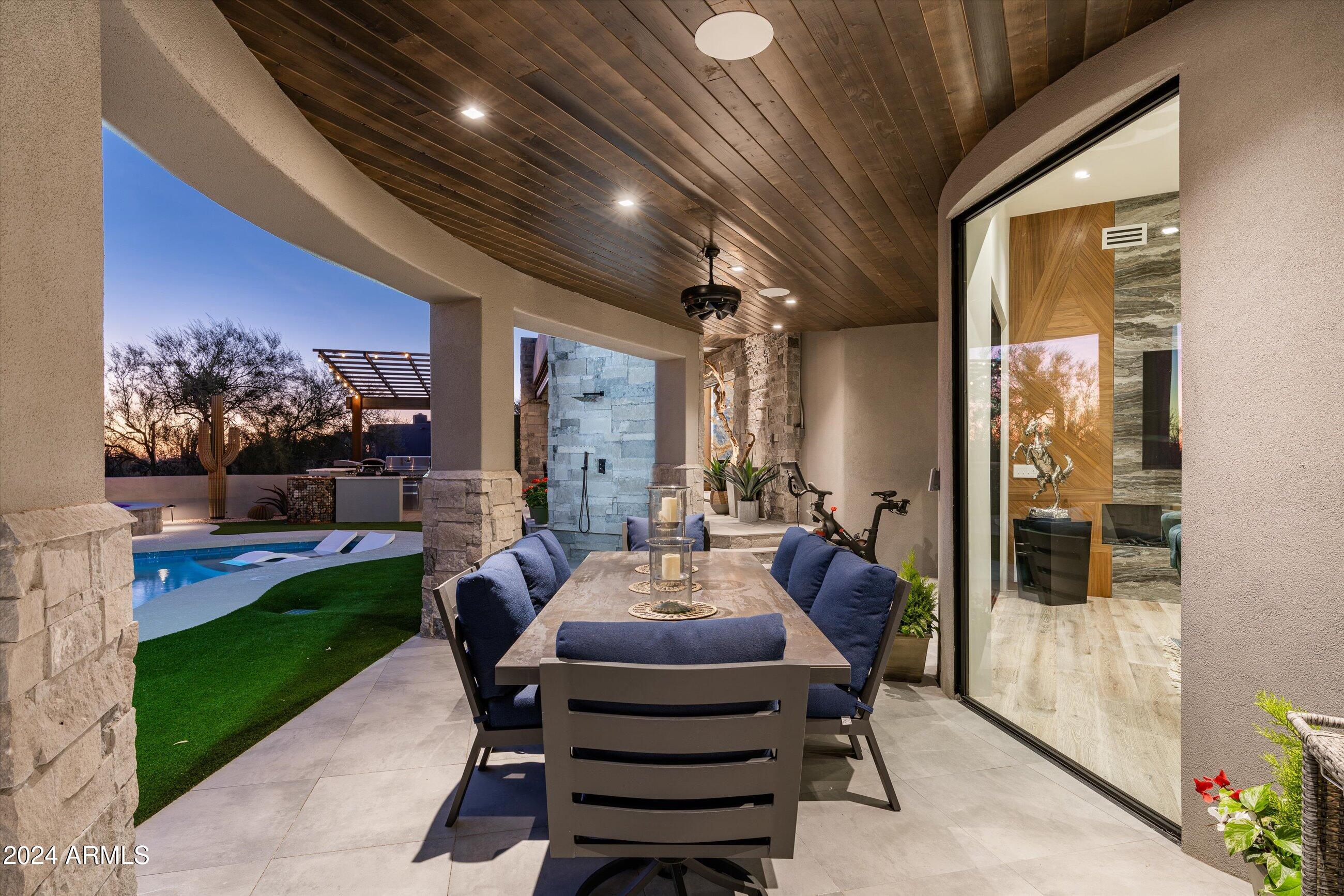 10040 E HAPPY VALLEY Road, 446