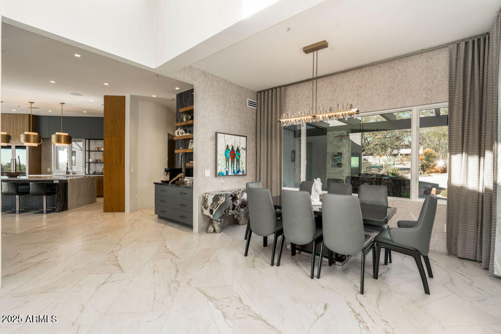 10040 E HAPPY VALLEY Road, 446