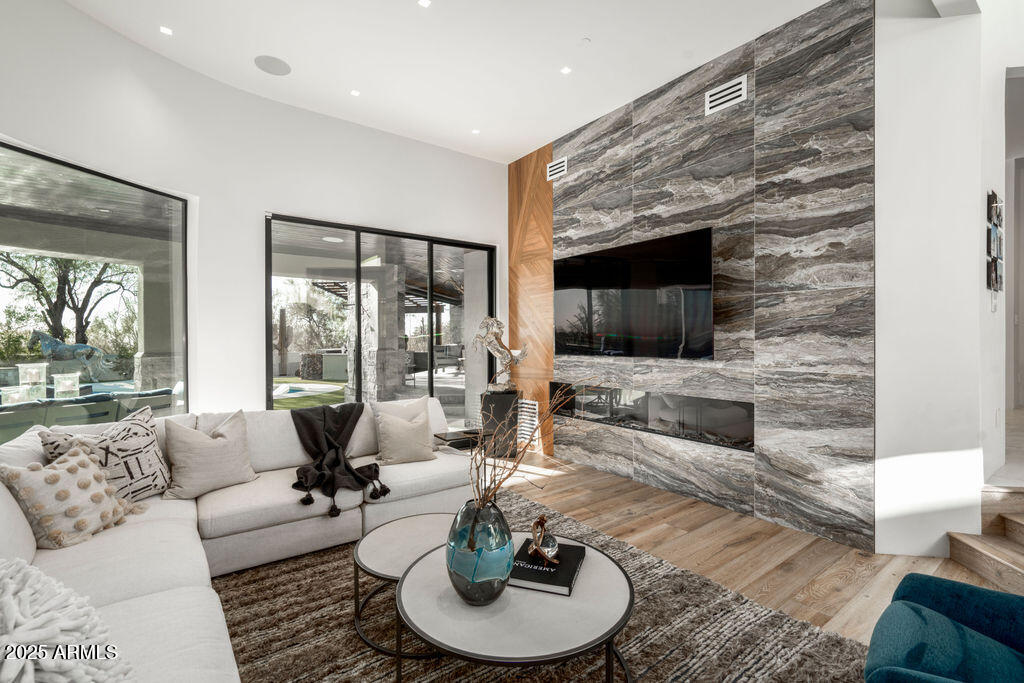 10040 E HAPPY VALLEY Road, 446