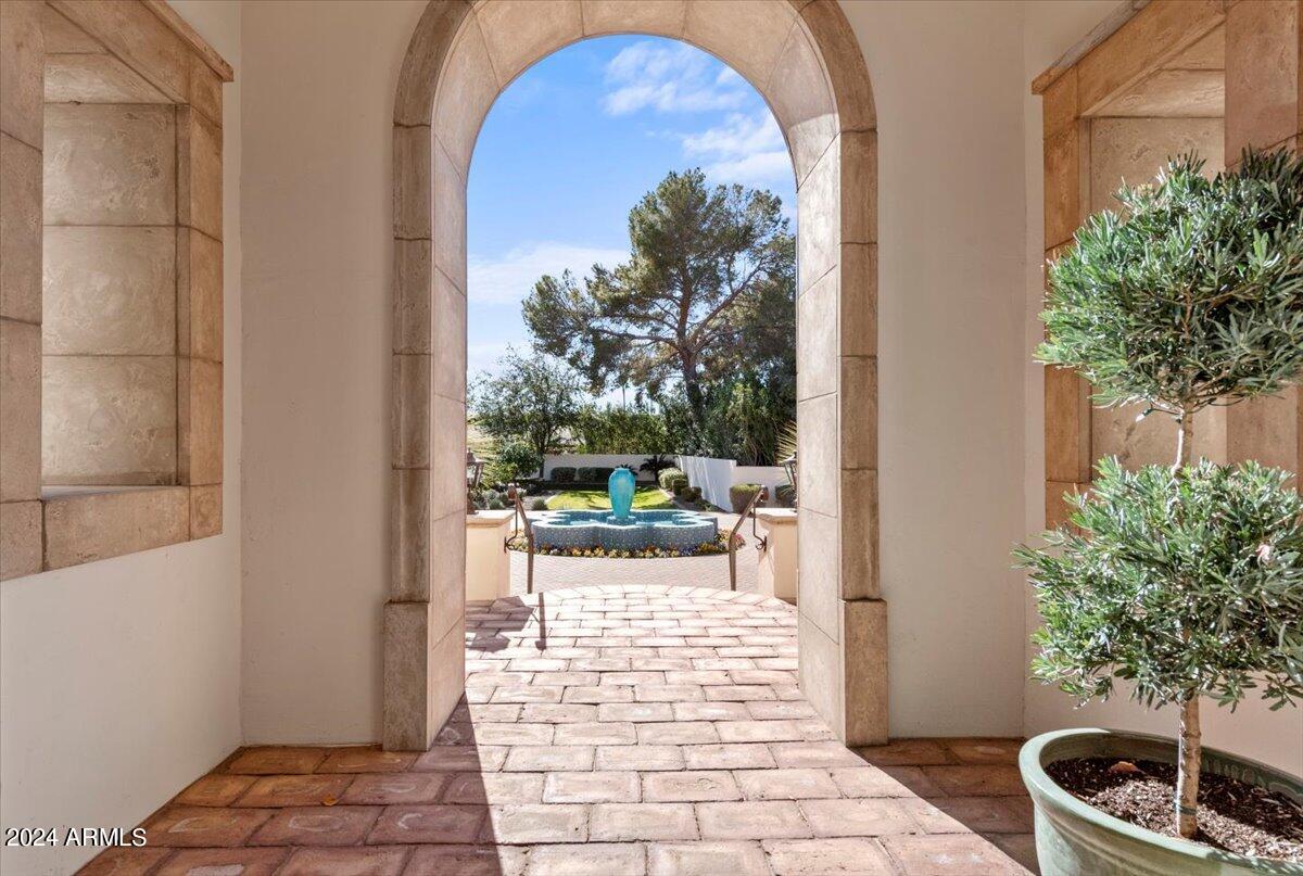 4417 N Camino Allenada
