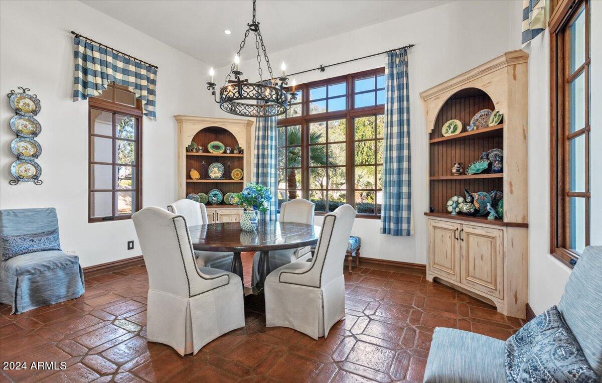 4417 N Camino Allenada