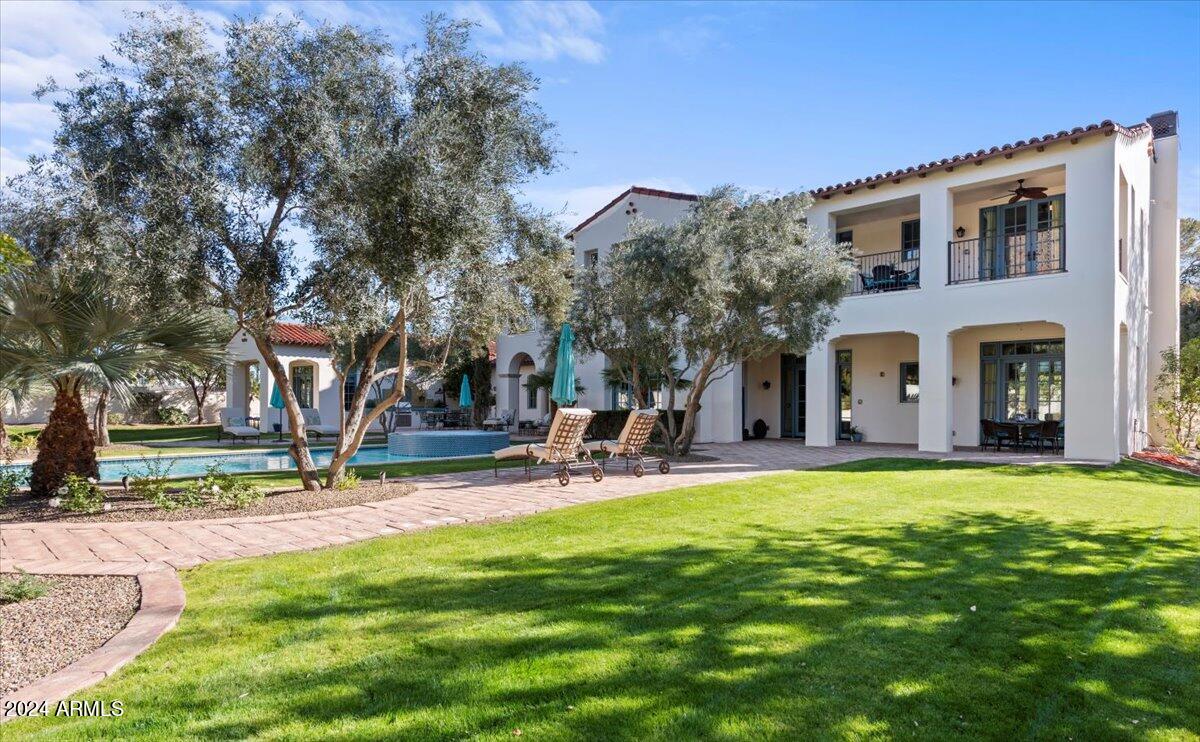 4417 N Camino Allenada