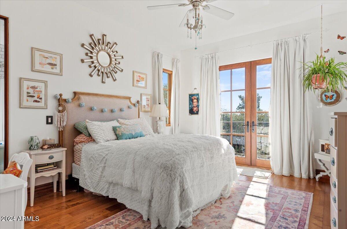 4417 N Camino Allenada