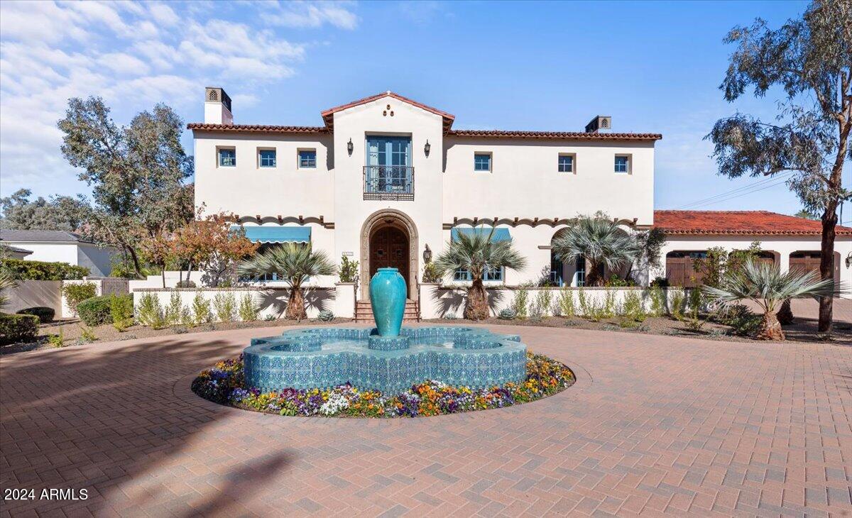 4417 N Camino Allenada