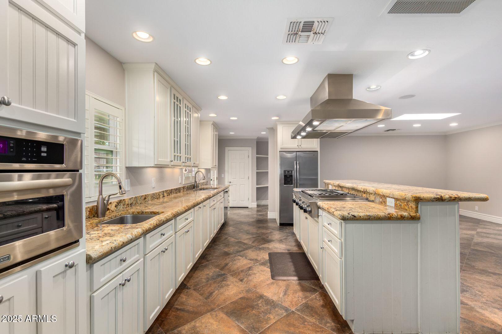4525 E CALLE VENTURA