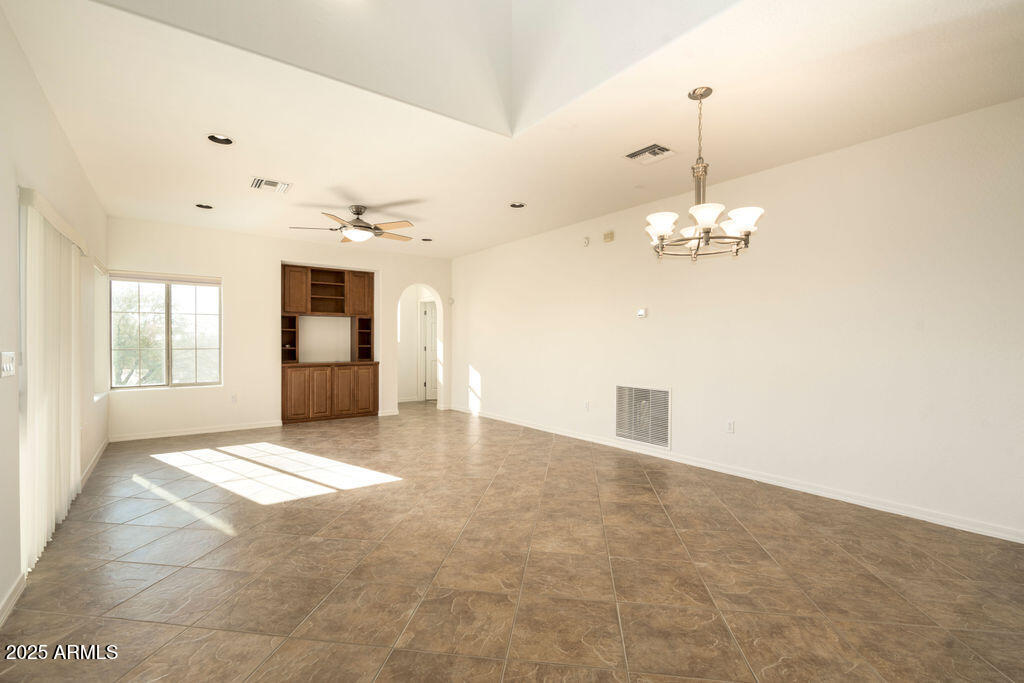 3935 E ROUGH RIDER Road, 1207