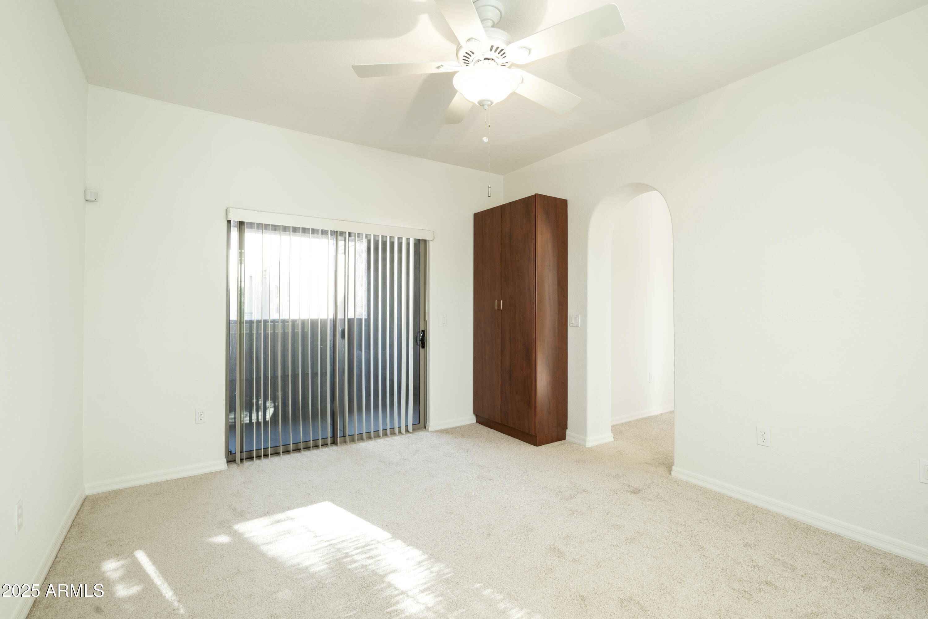 3935 E ROUGH RIDER Road, 1207