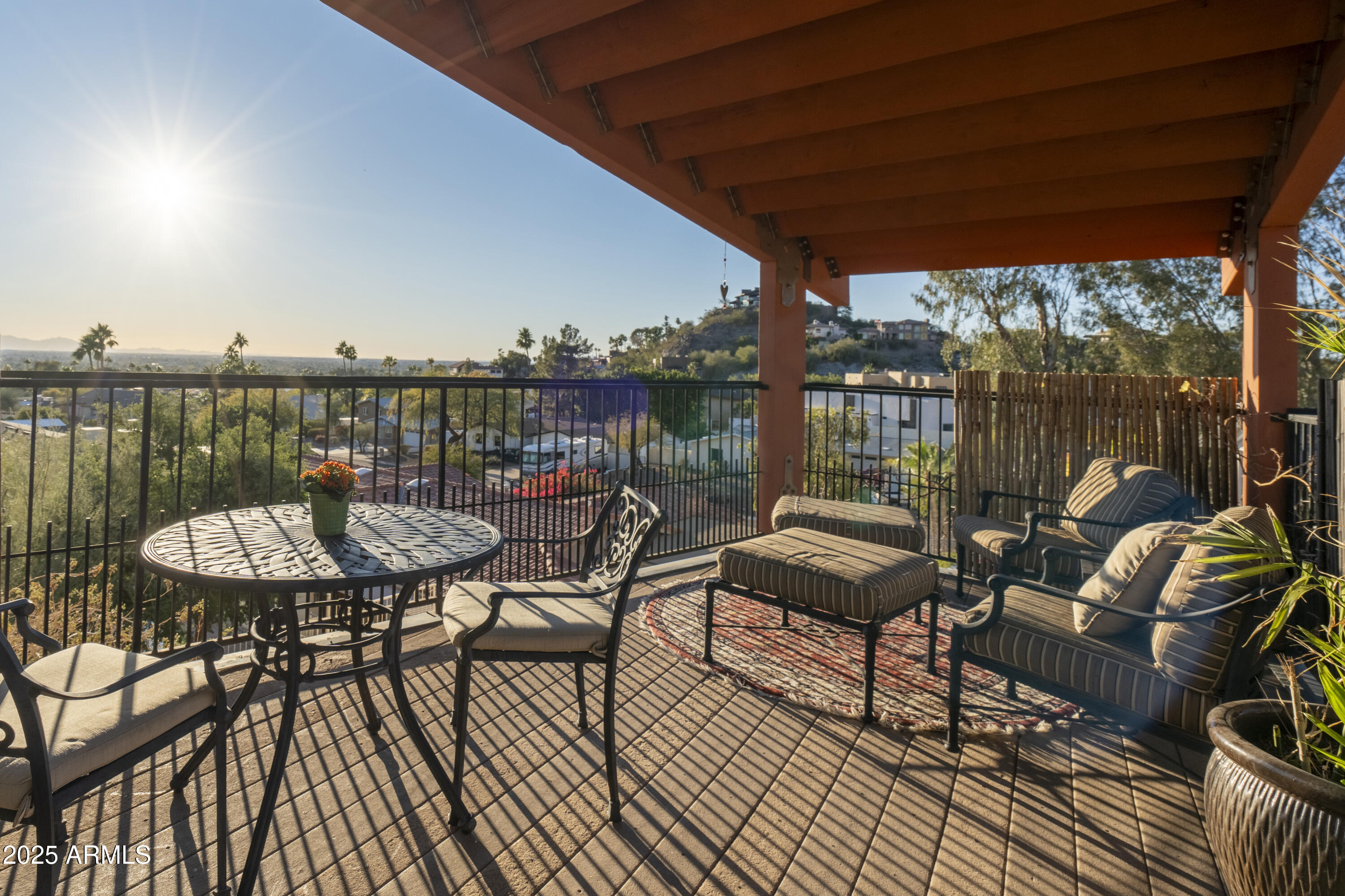 2235 E VISTA Avenue