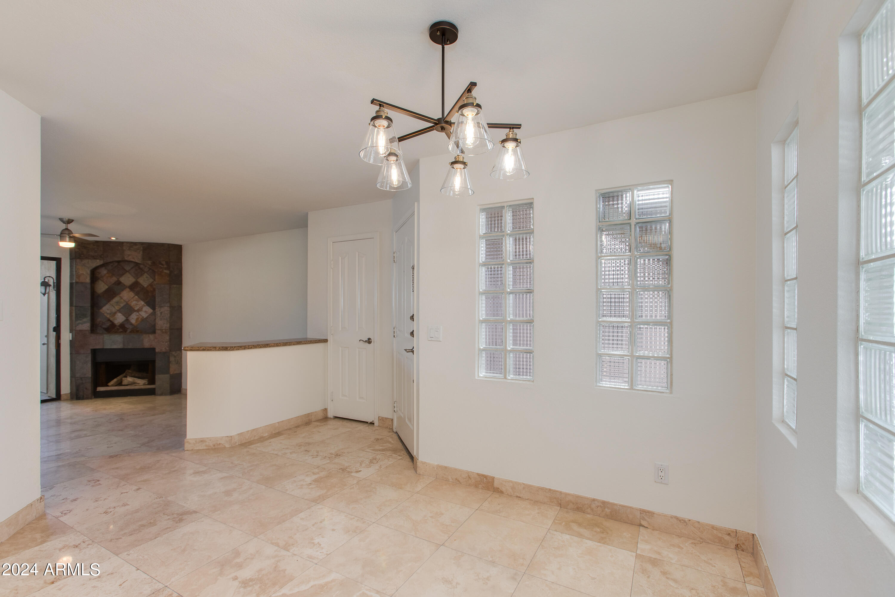 3235 E CAMELBACK Road 118