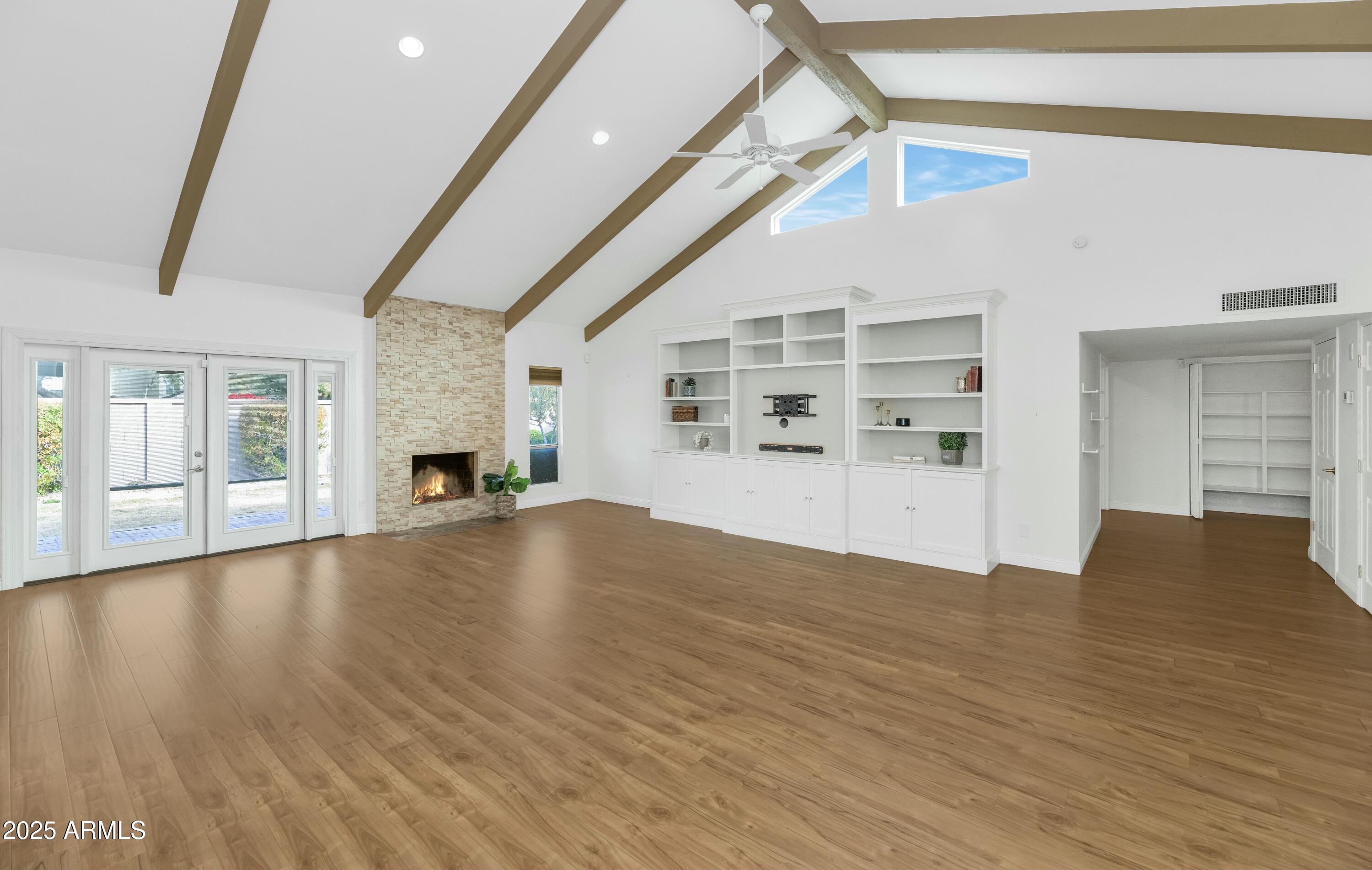7238 E SOLANO Drive