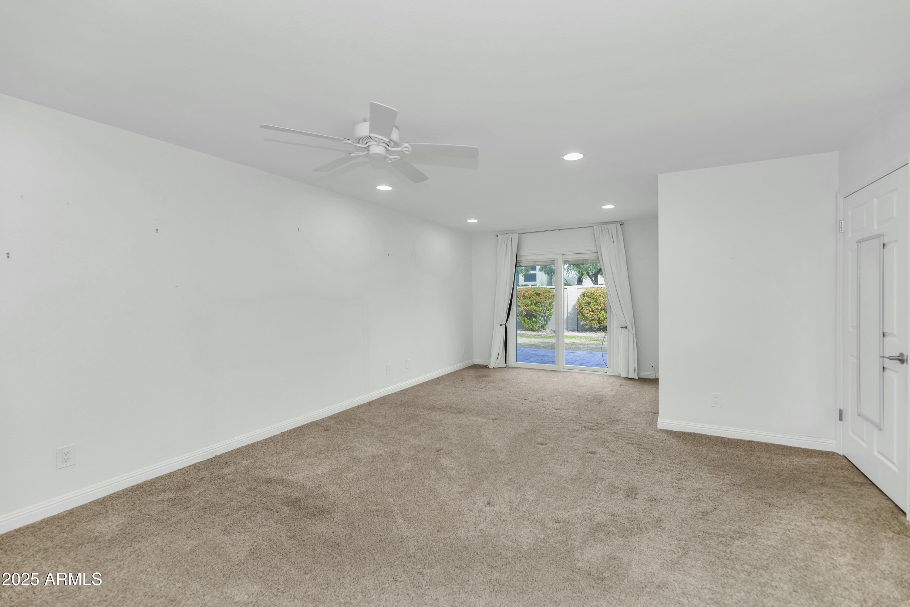 7238 E SOLANO Drive