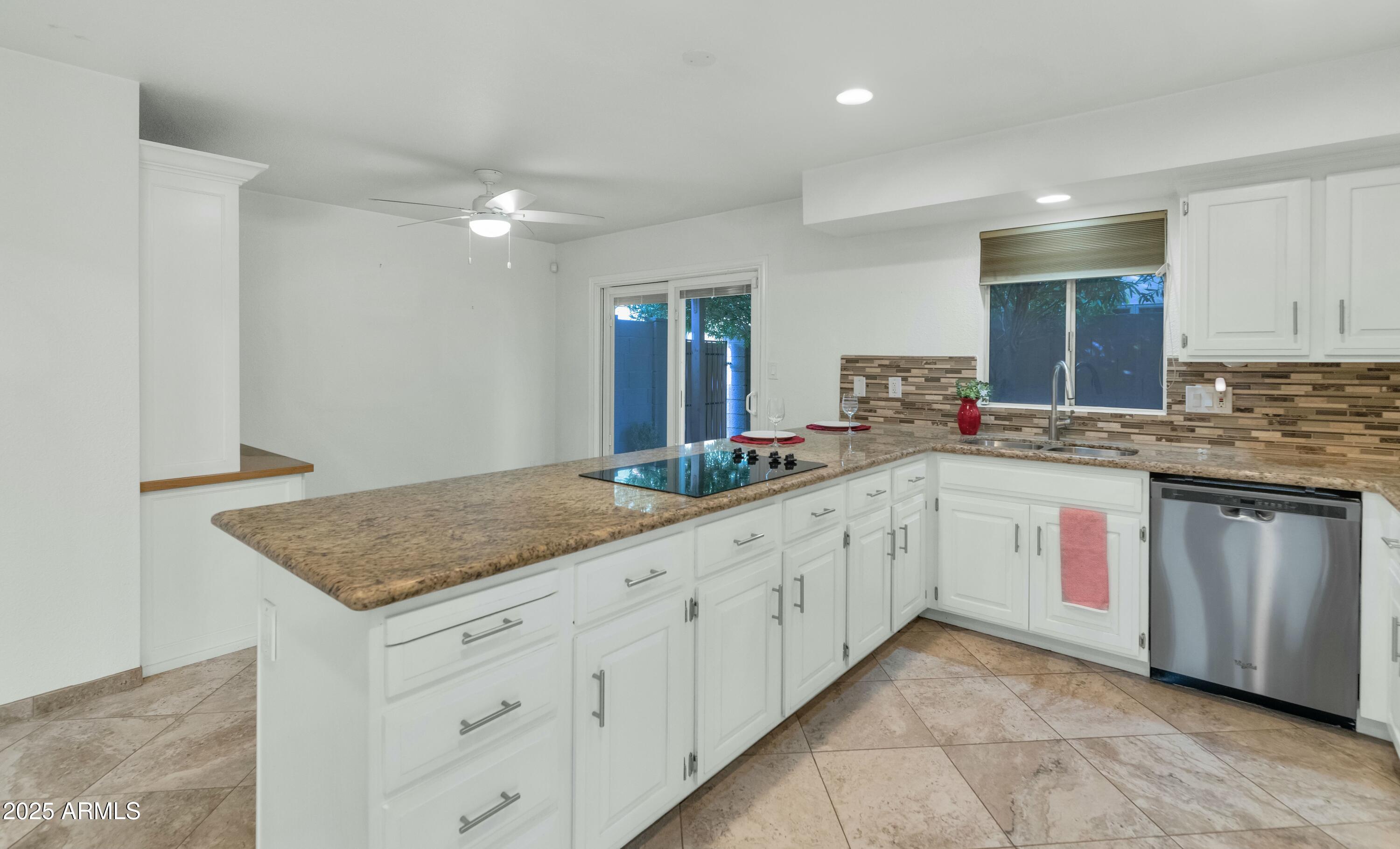 7238 E SOLANO Drive