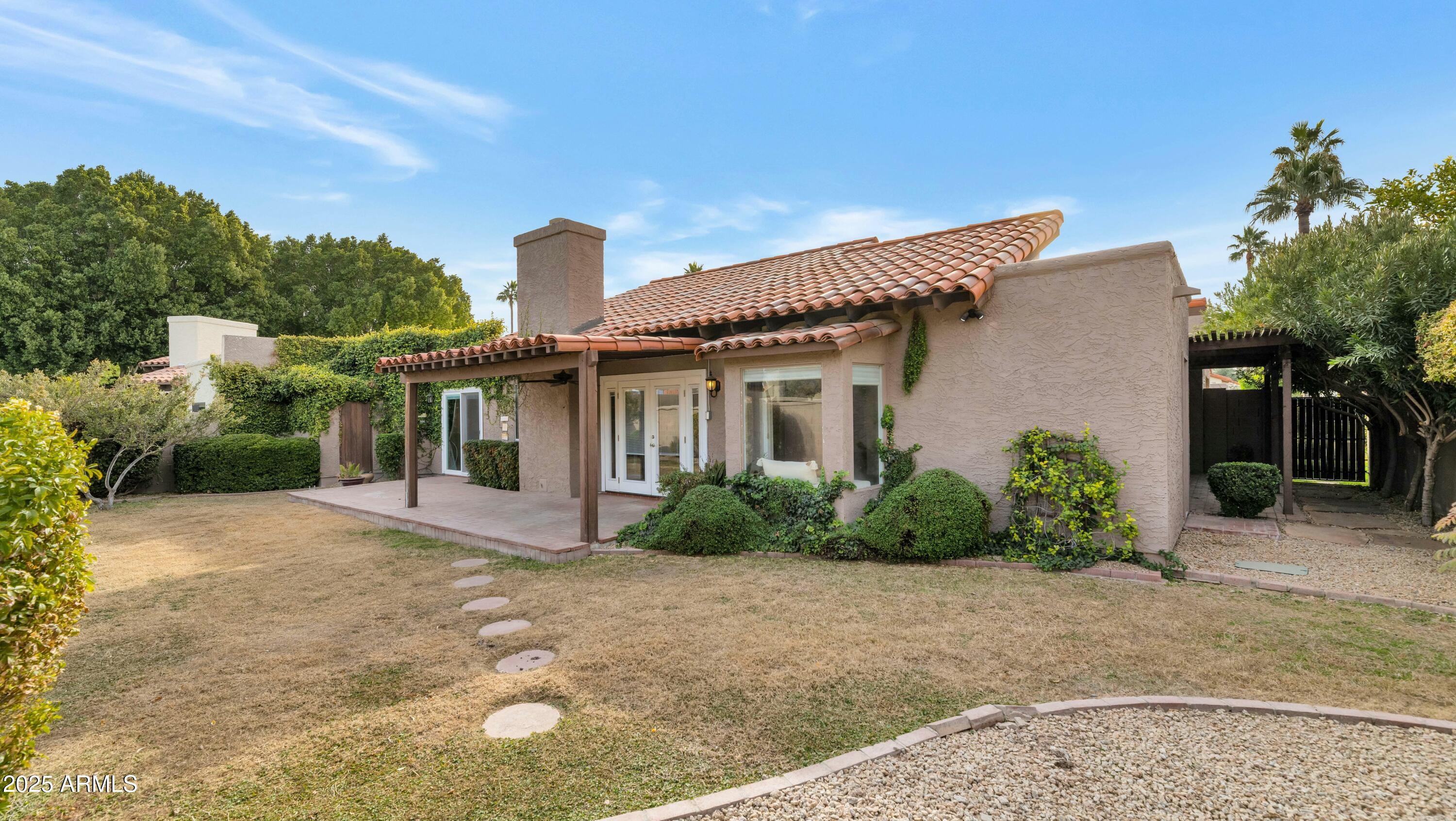 7238 E SOLANO Drive