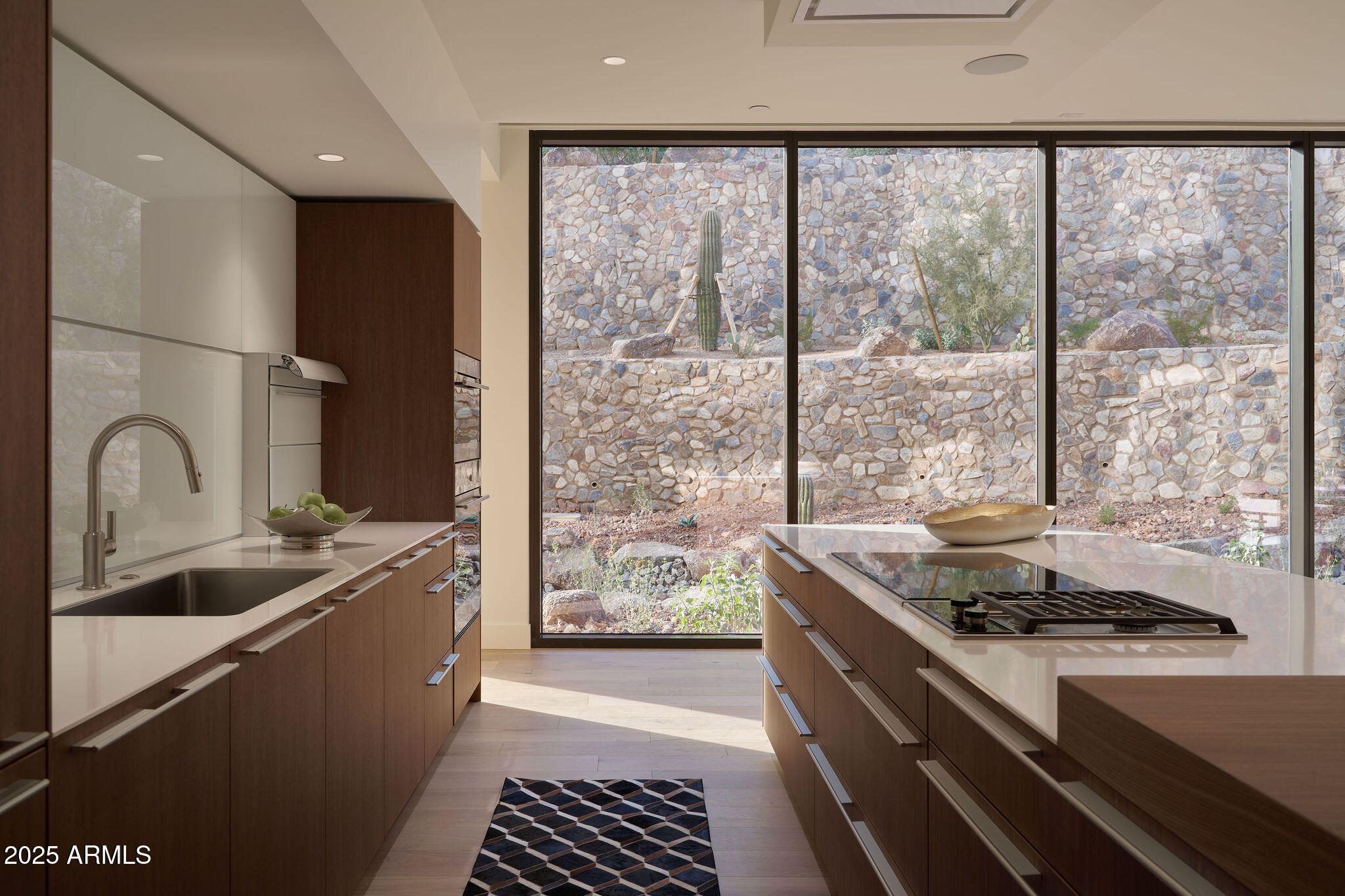 5000 N Camelback Ridge Road 109