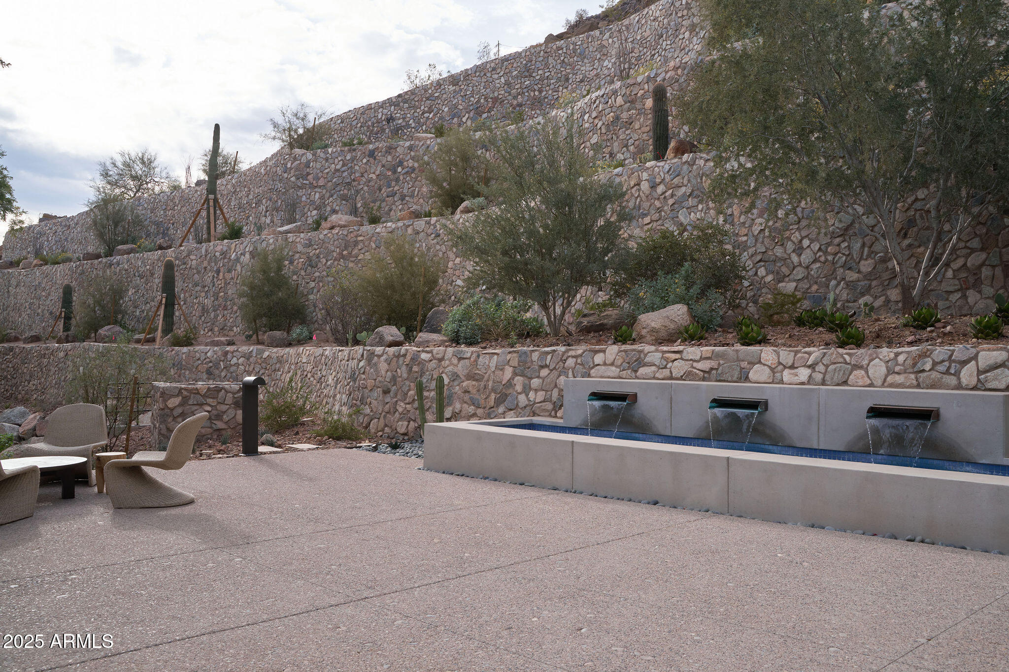 5000 N Camelback Ridge Road 109