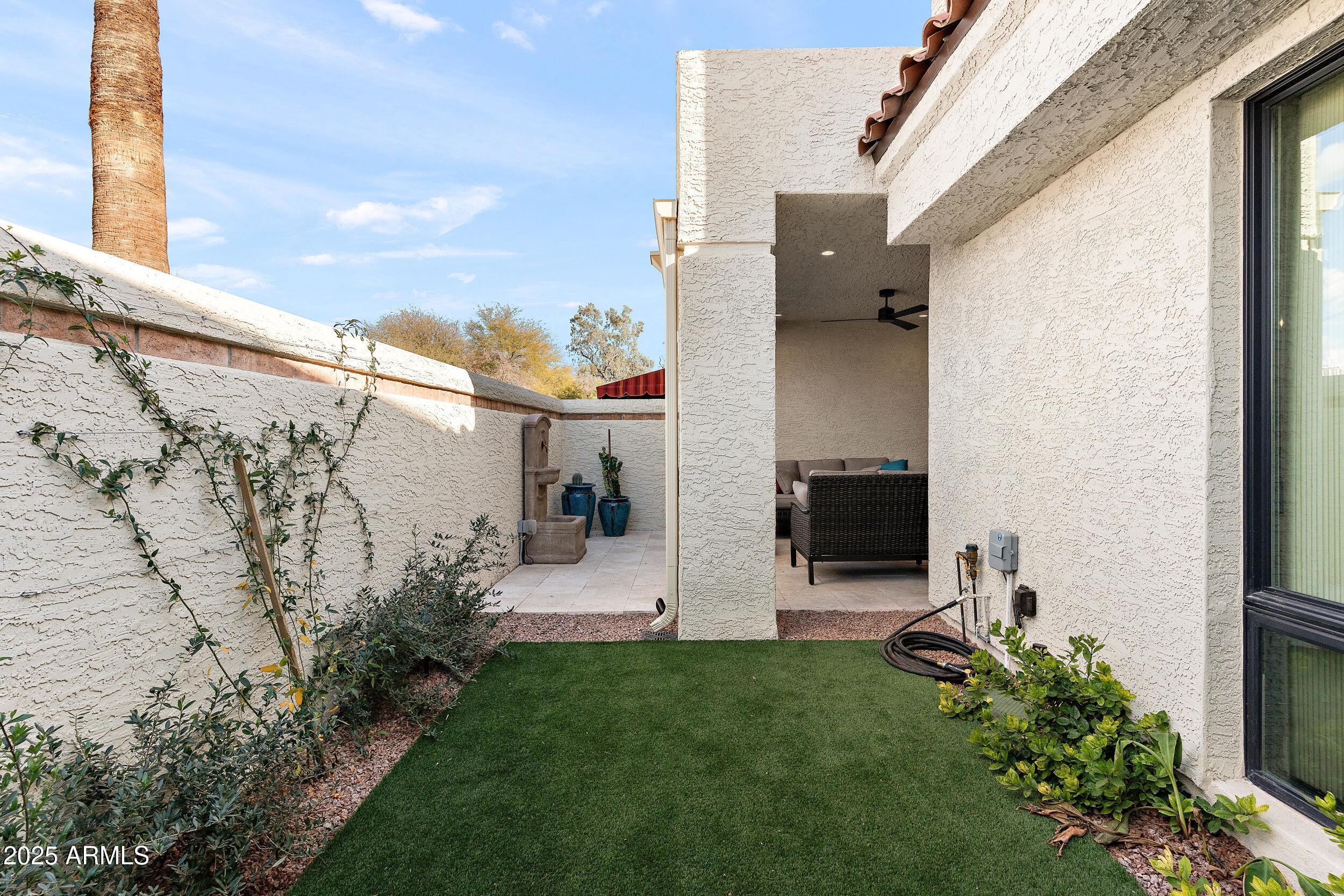 2430 E PALO VERDE Drive