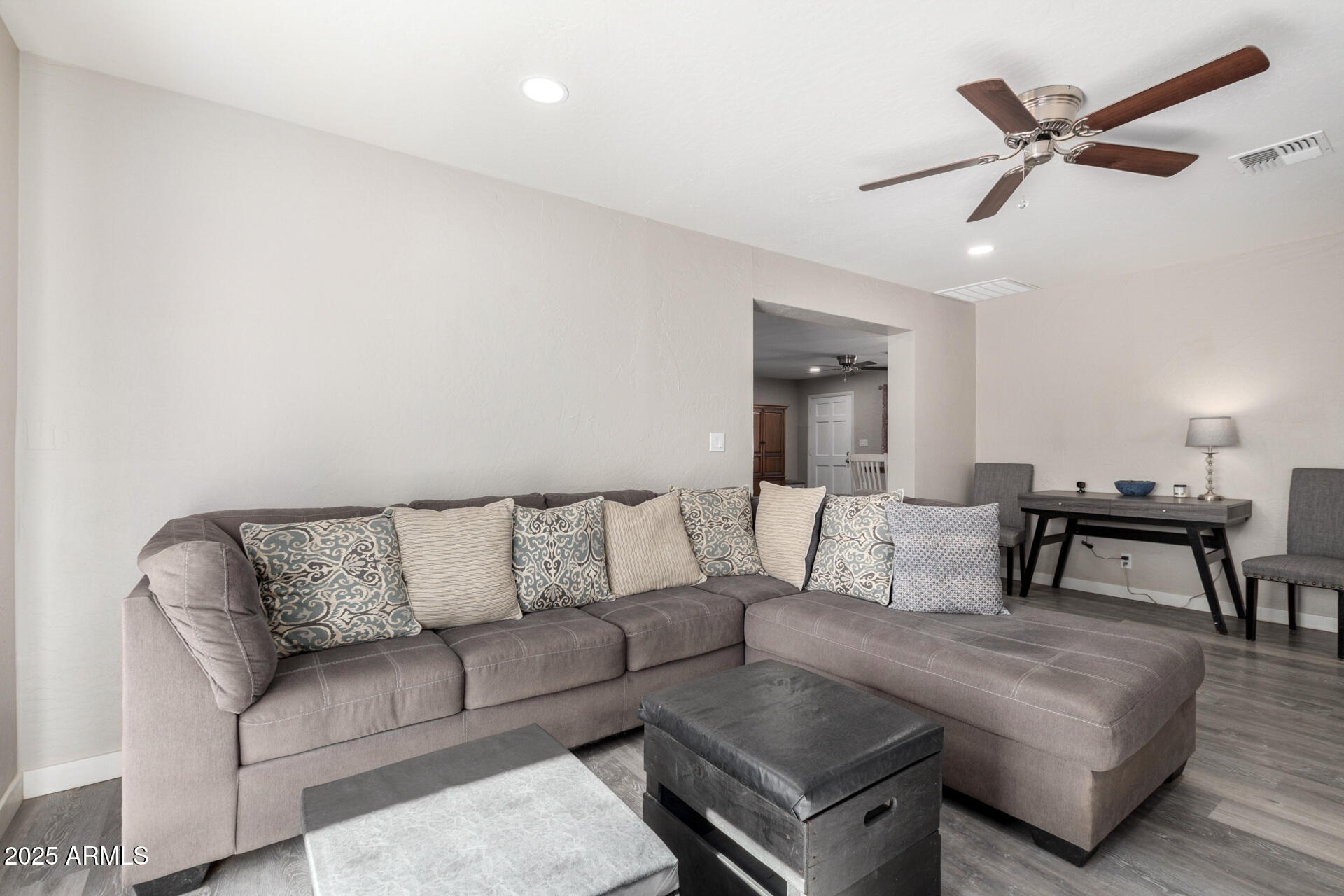 545 N 98TH Street