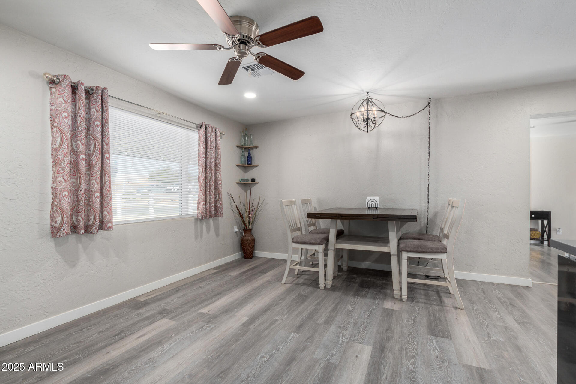 545 N 98TH Street