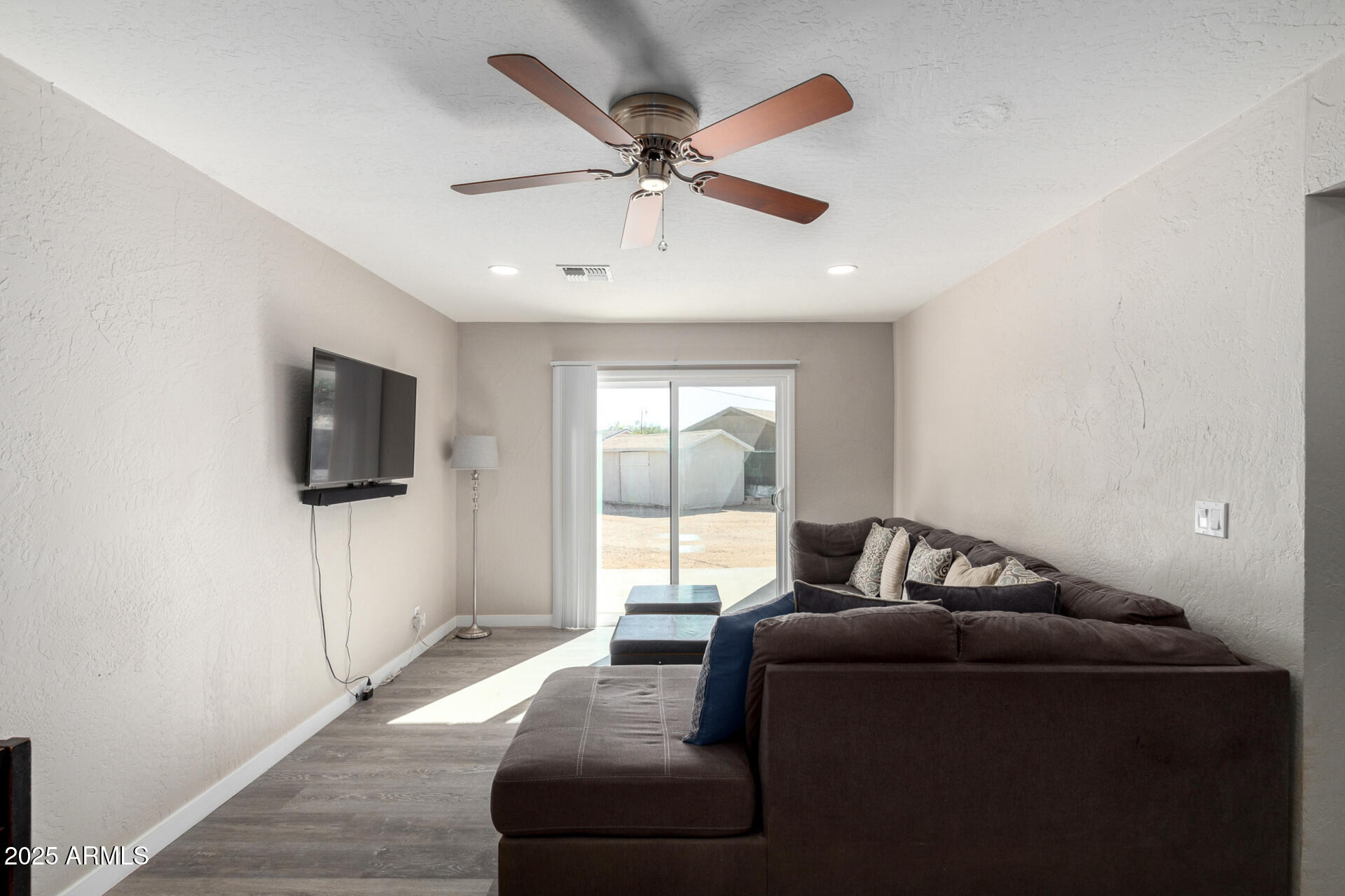 545 N 98TH Street