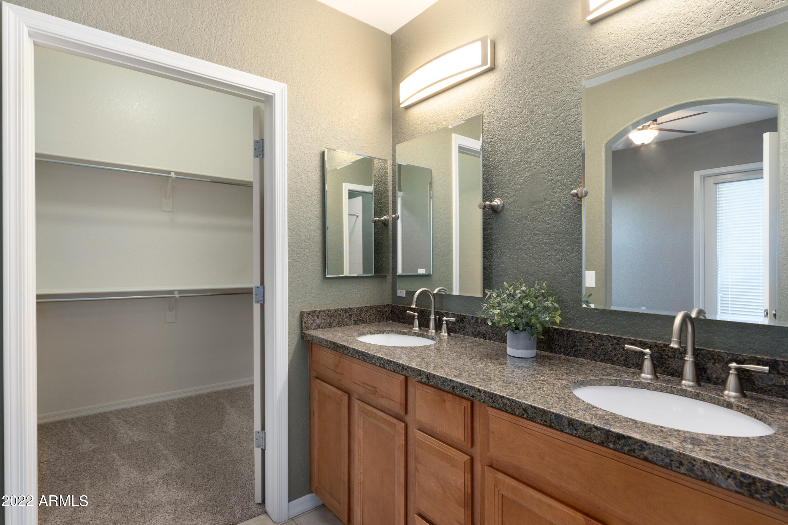 7027 N Scottsdale Road Unit 101