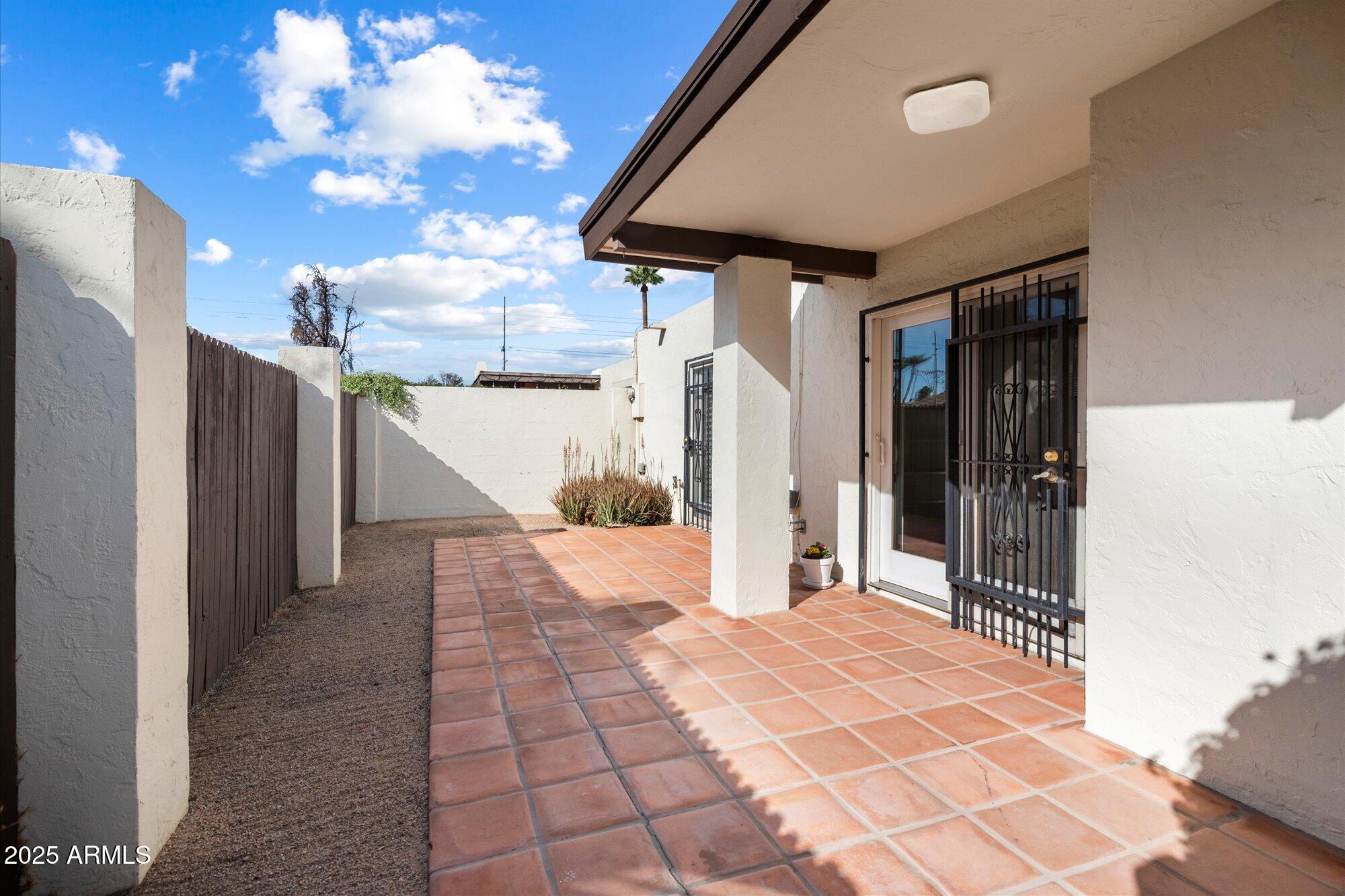 1221 E PALACIO Drive