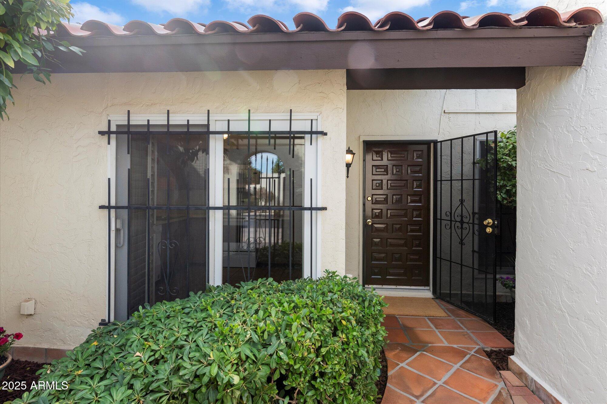 1221 E PALACIO Drive