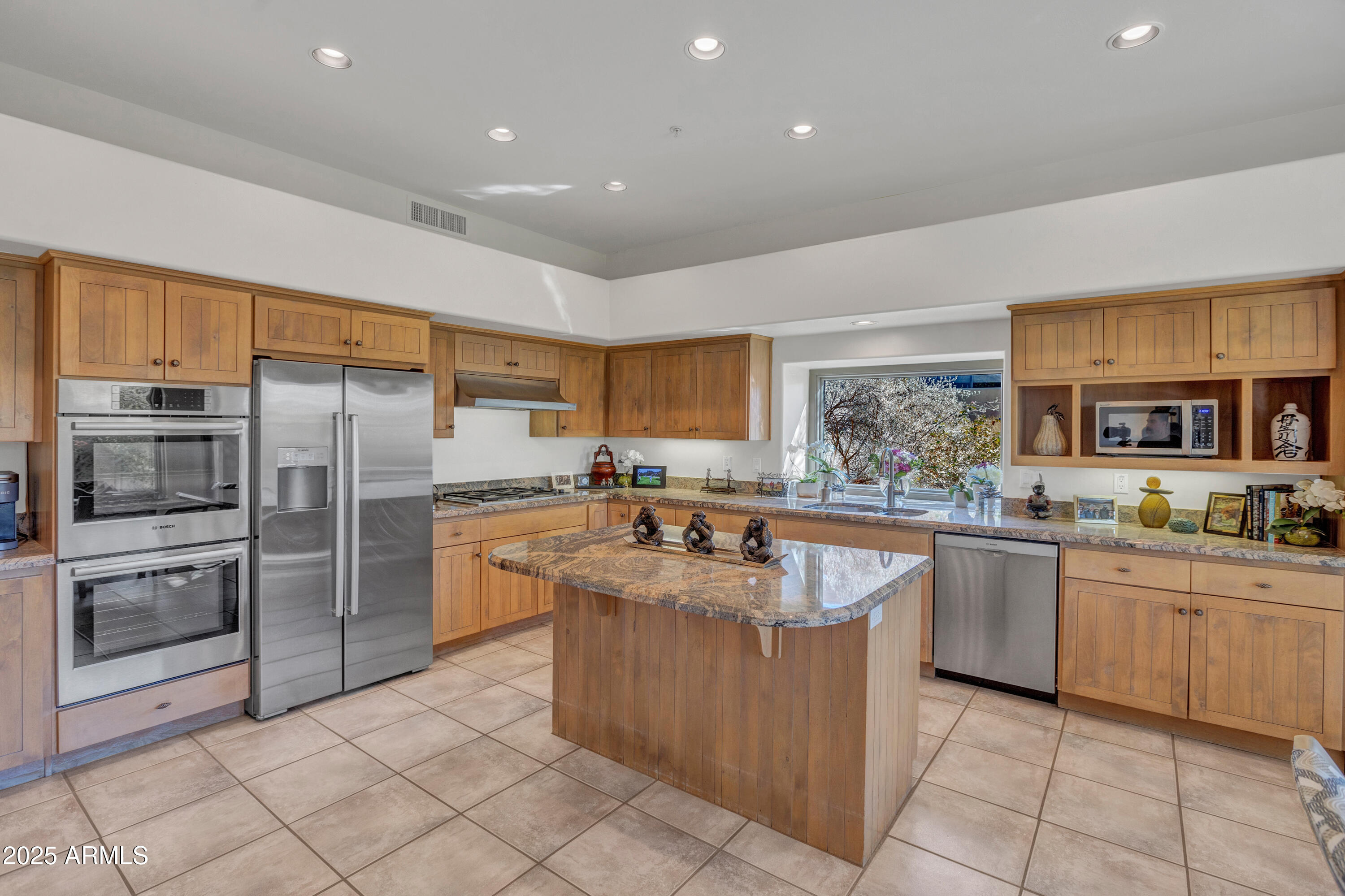 10040 E HAPPY VALLEY Road 249