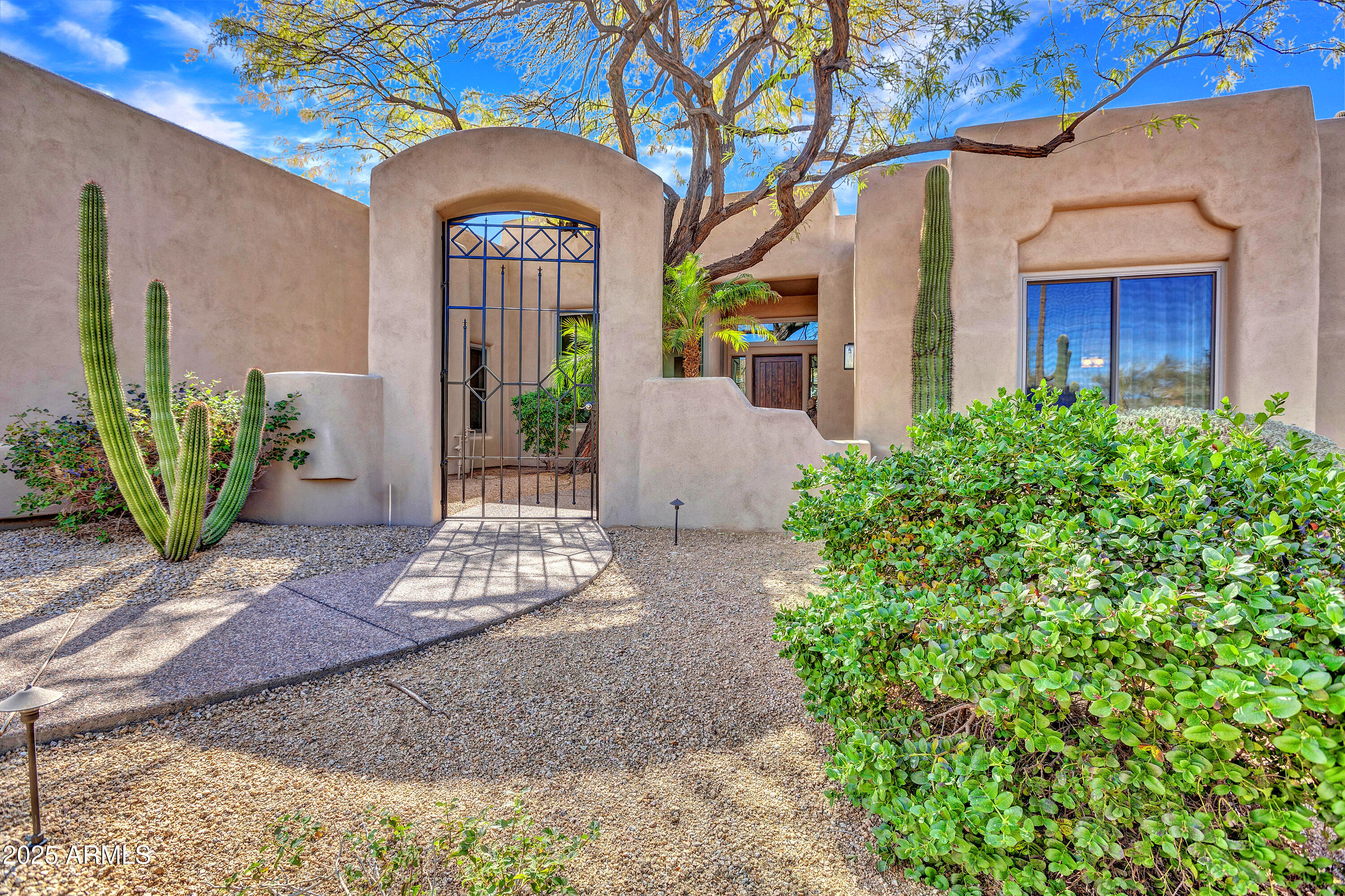 10040 E HAPPY VALLEY Road 249