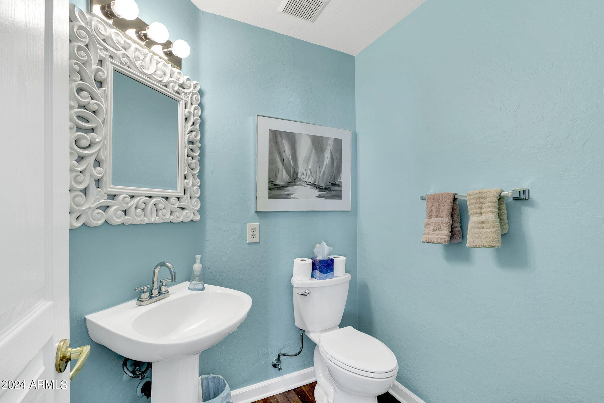 8180 E SHEA Boulevard, 1038