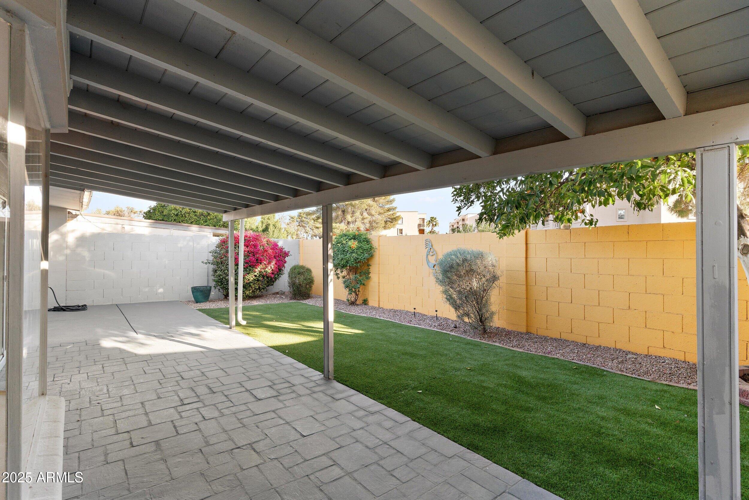 7819 E COOLIDGE Street