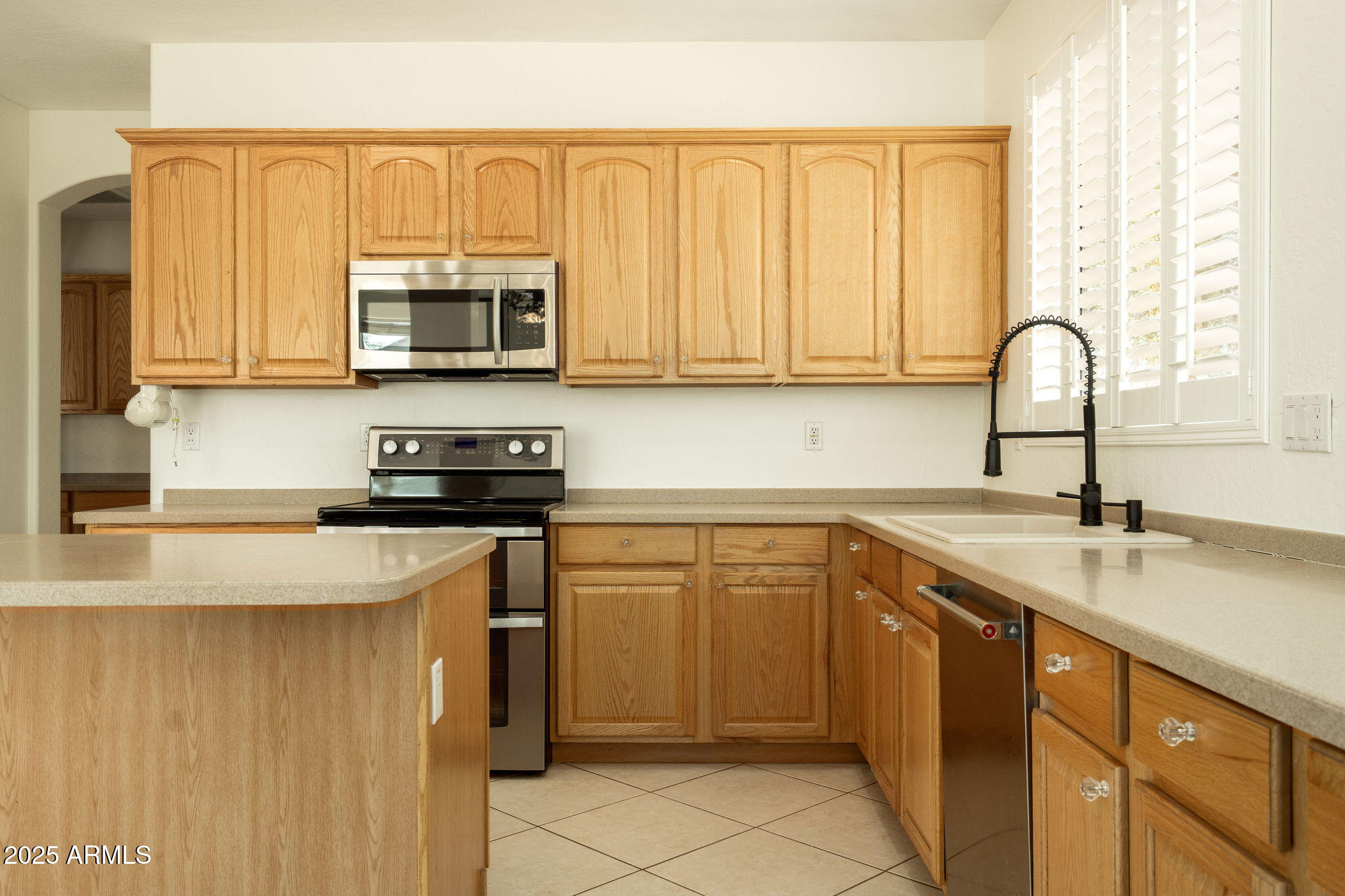10127 W AVENIDA DEL SOL