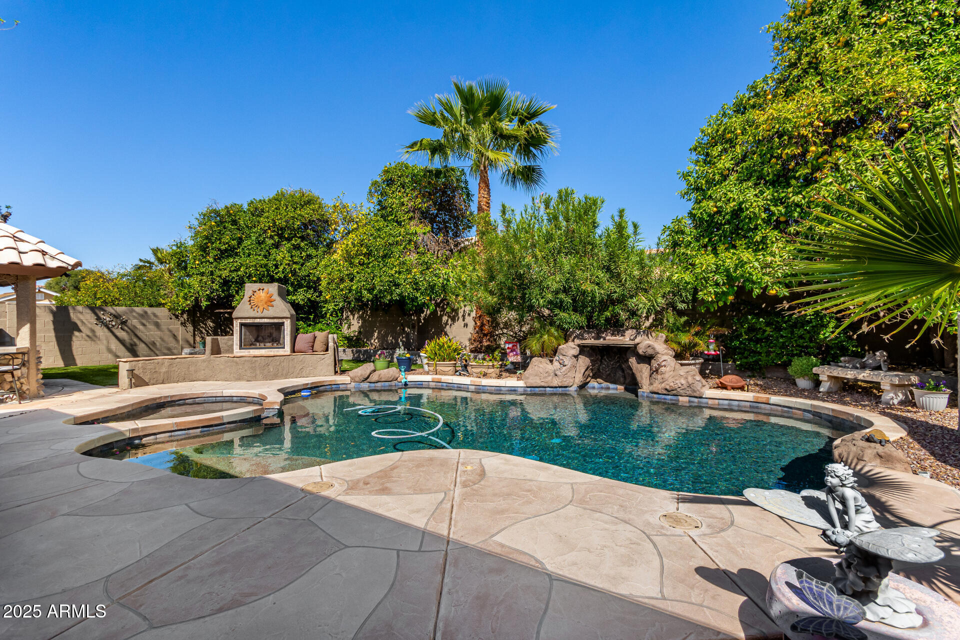 4444 W CHAMA Drive