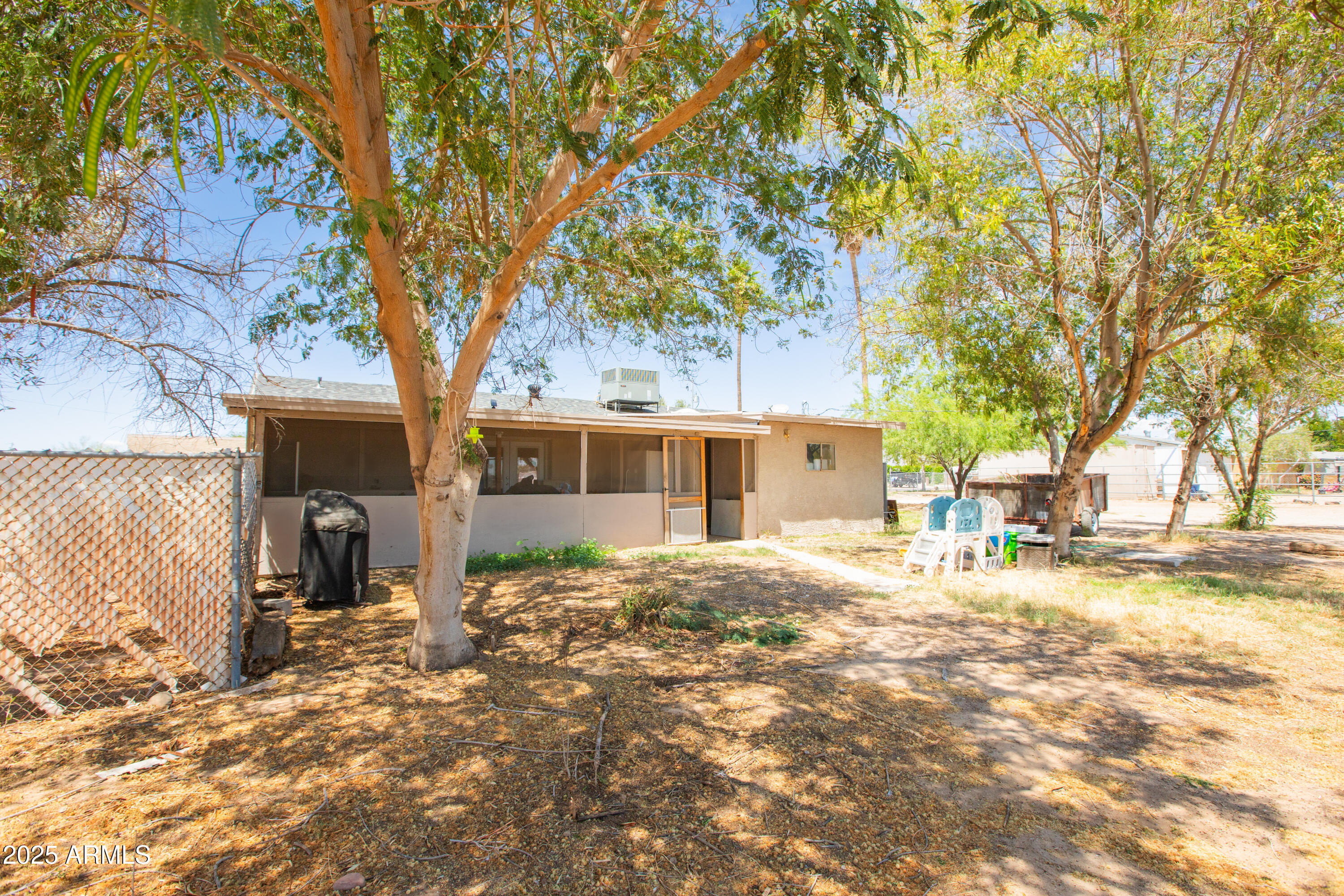 807 N 193RD Avenue