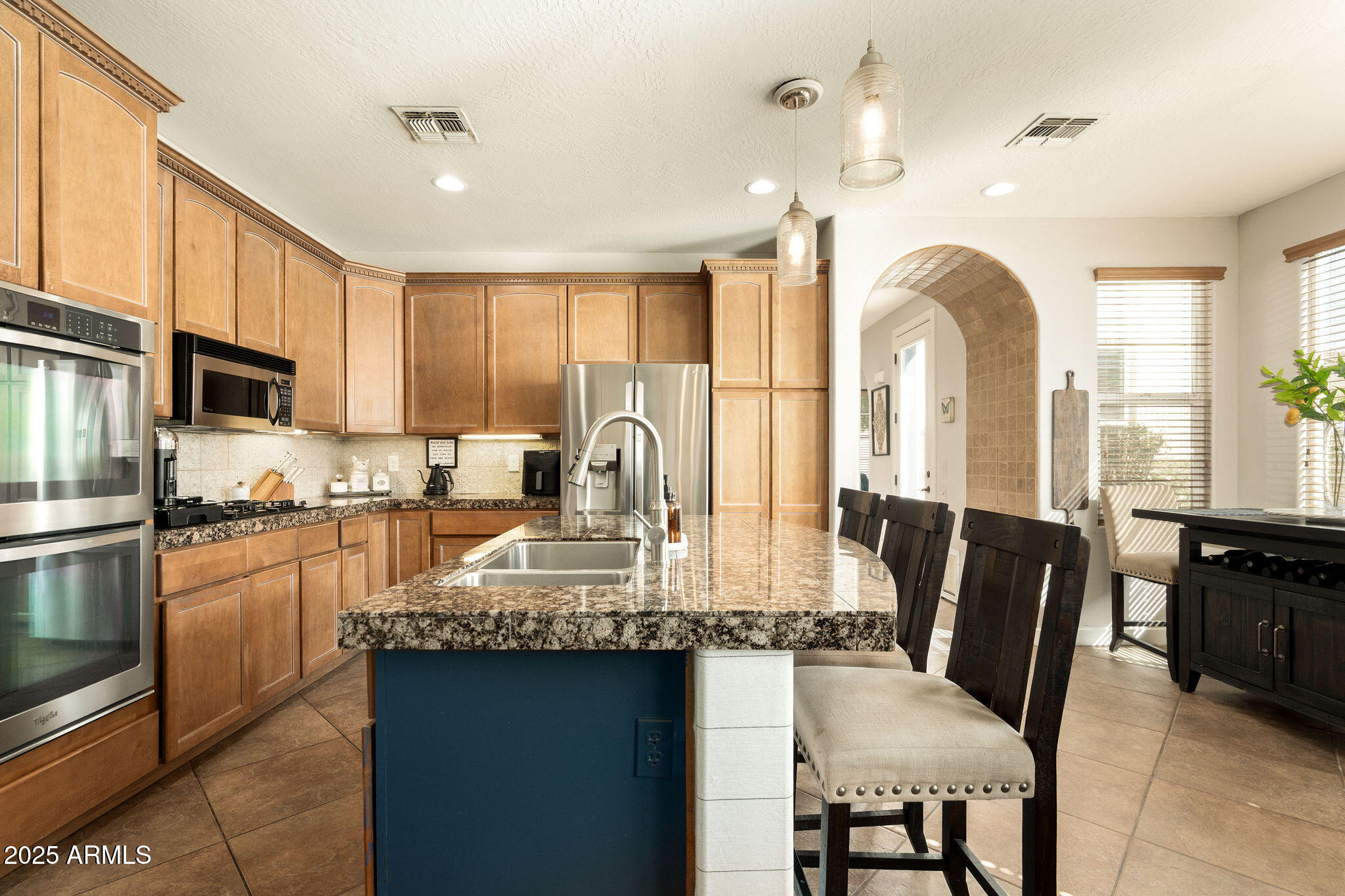 2918 N 48TH Place