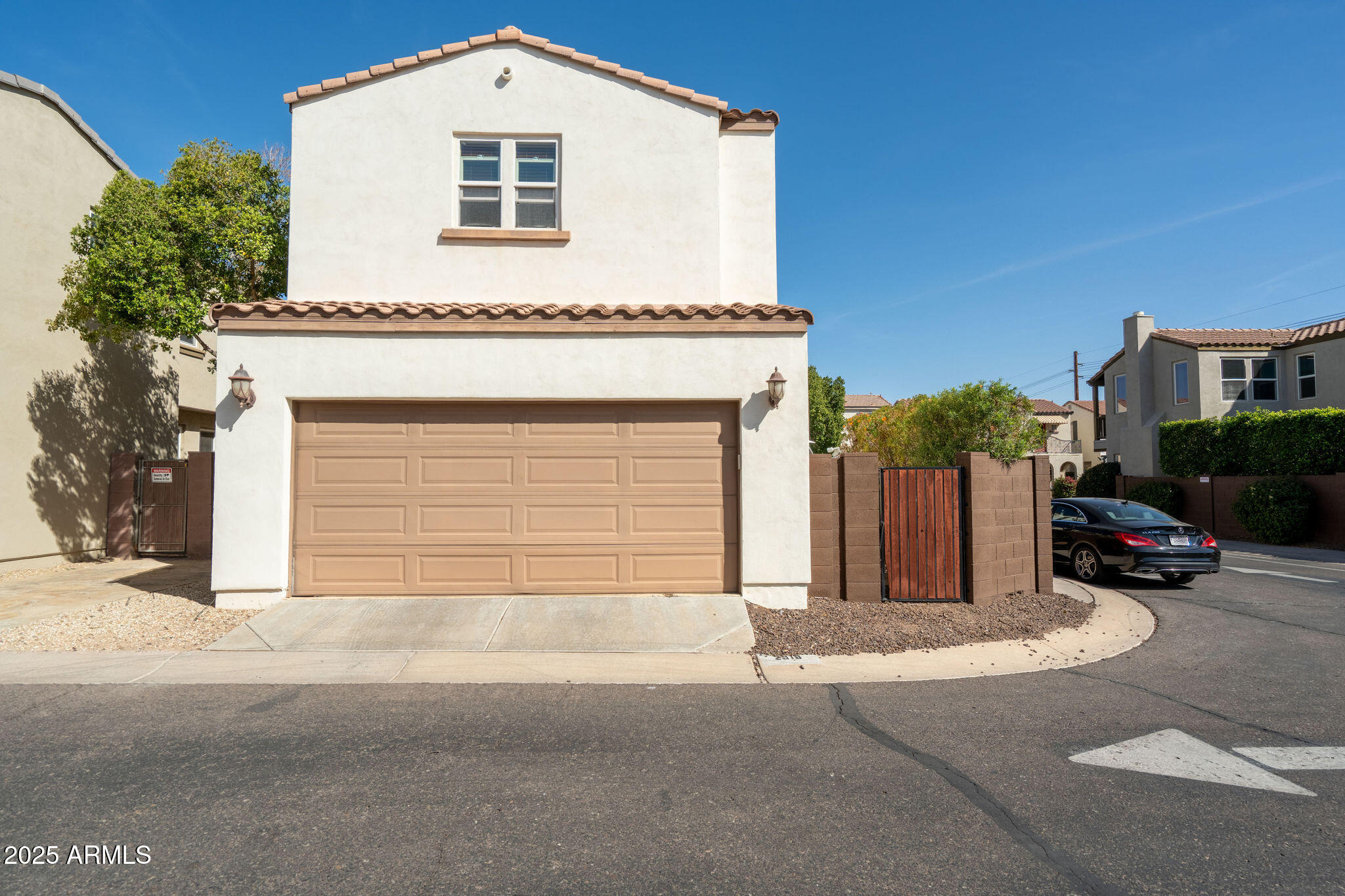 2918 N 48TH Place