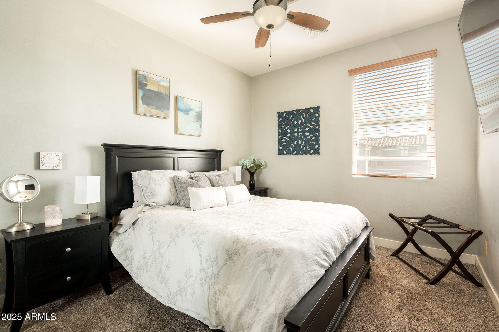 2918 N 48TH Place