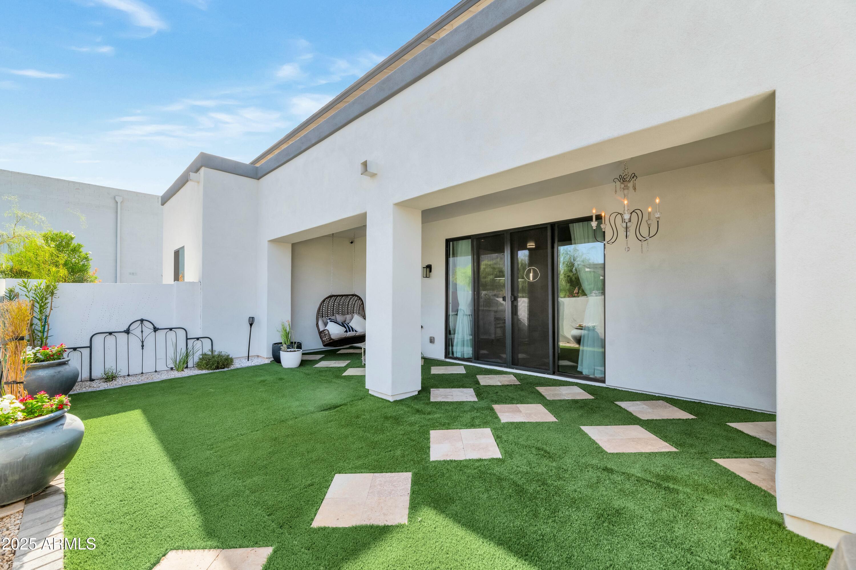 3136 E CHERYL Drive