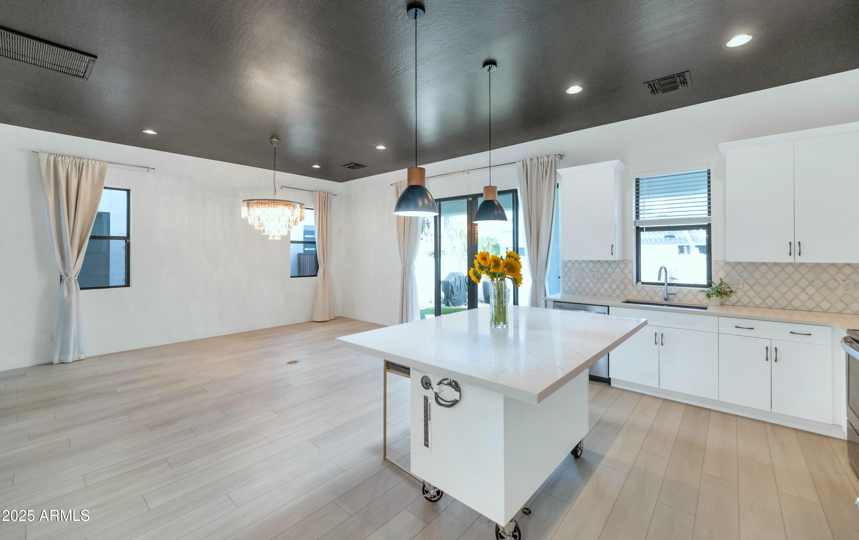 3136 E CHERYL Drive