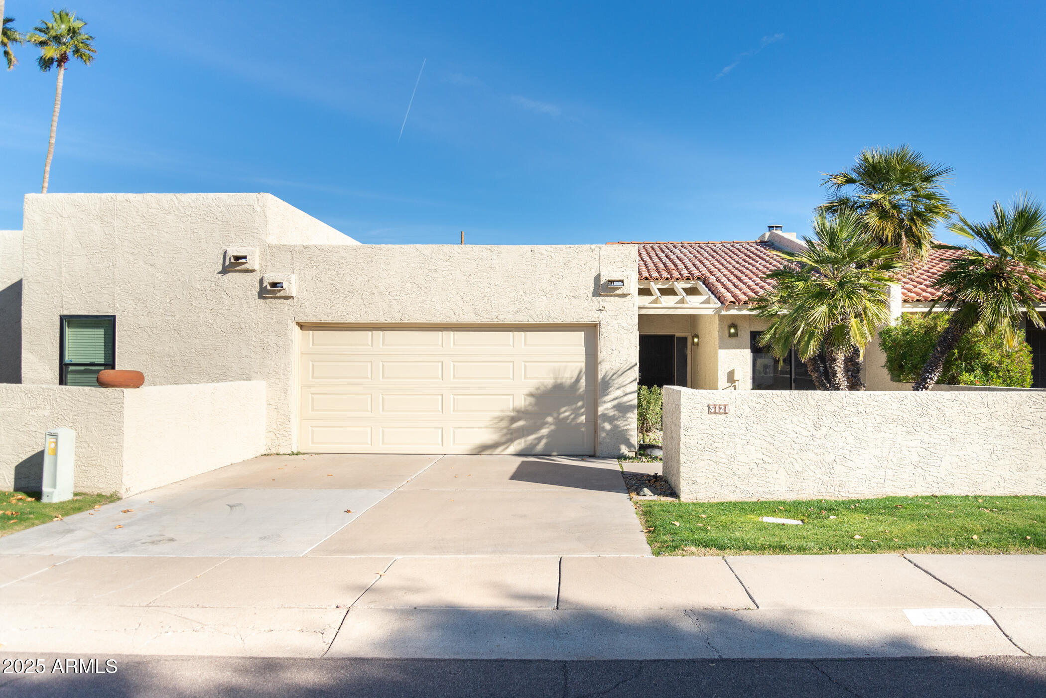 5121 N 79th Place