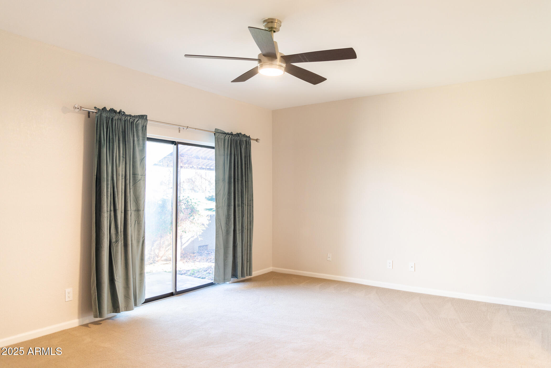 5121 N 79th Place