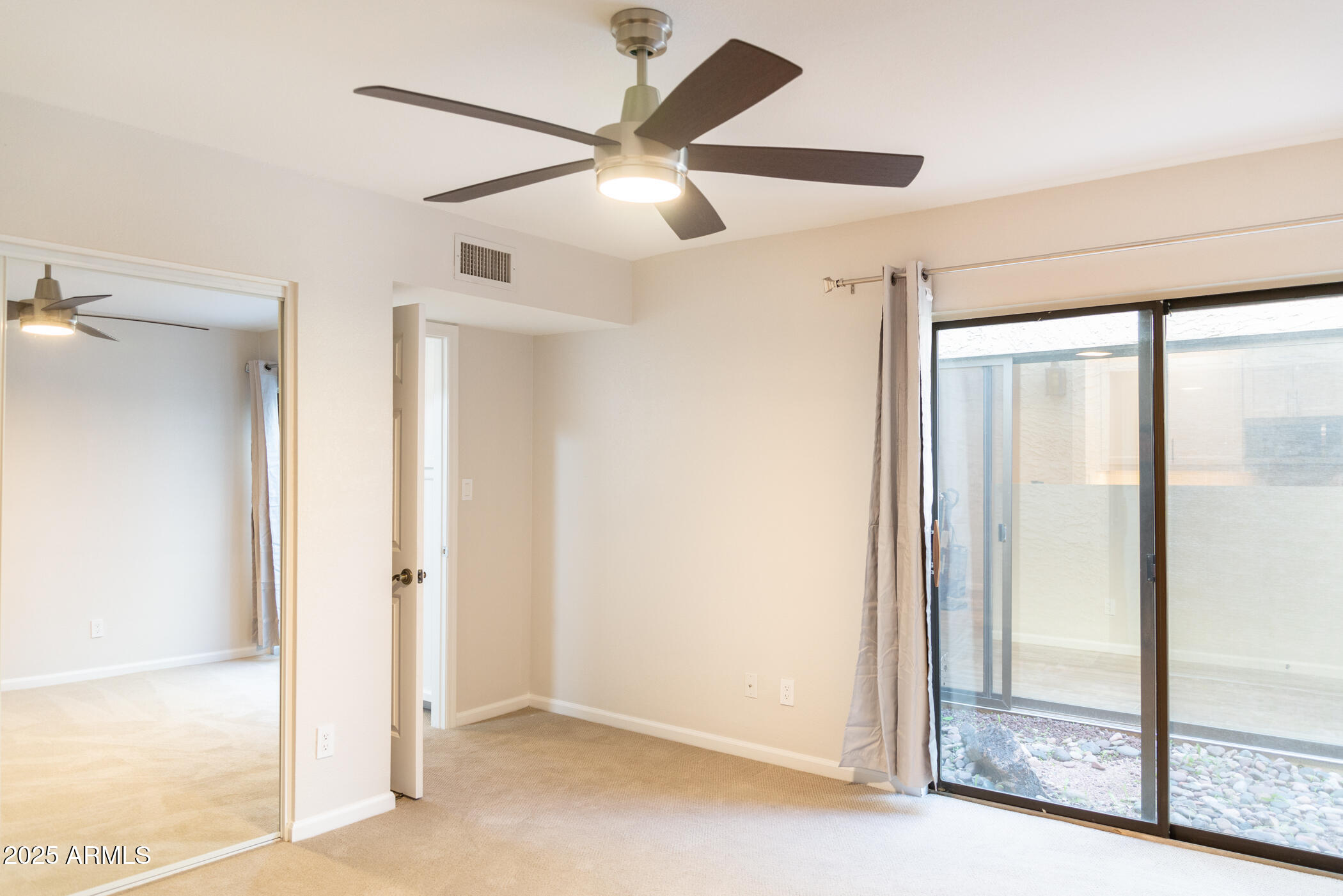5121 N 79th Place