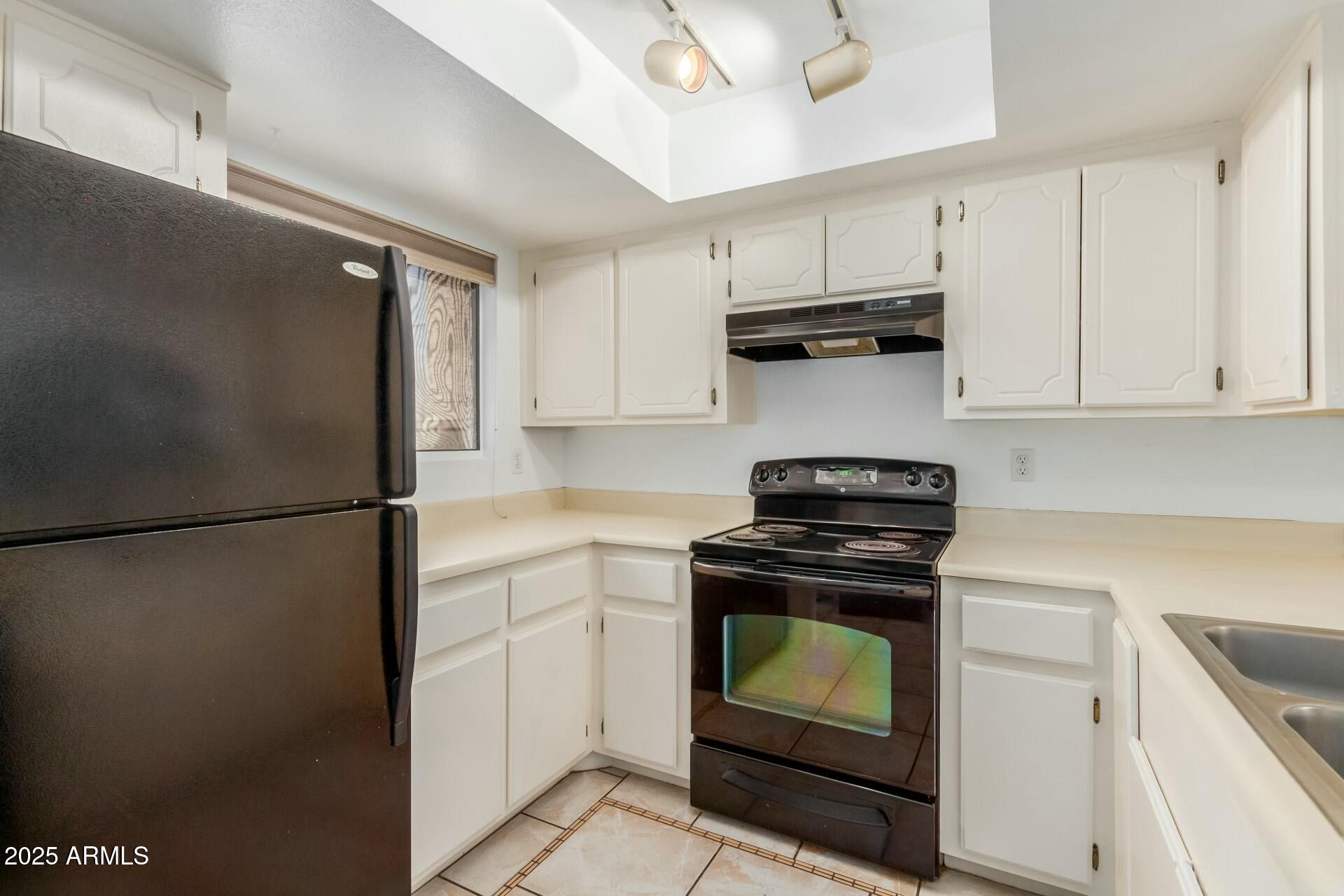 705 W 13TH Street