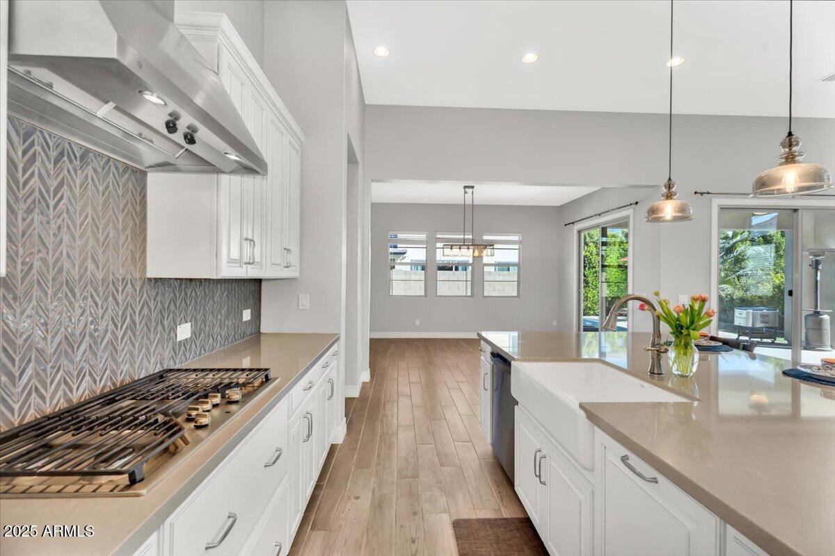 3648 E ARABIAN Drive