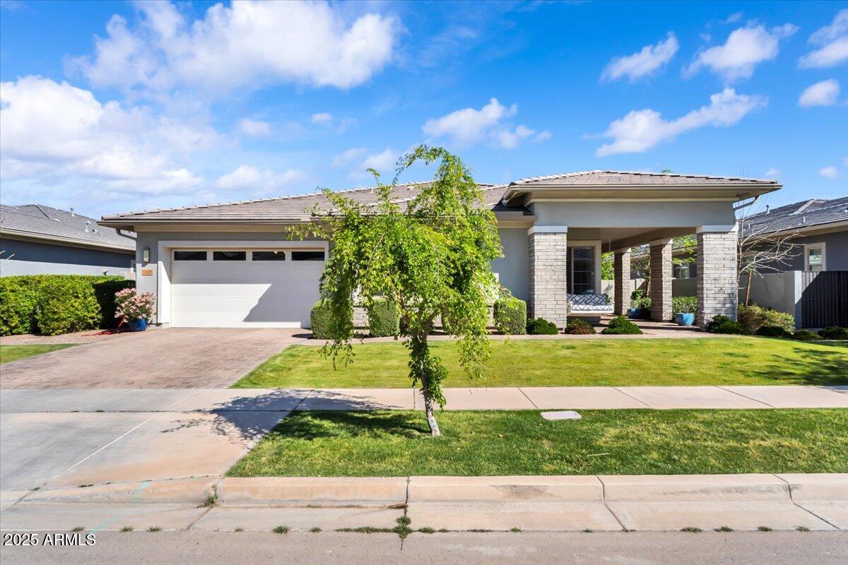 3648 E ARABIAN Drive
