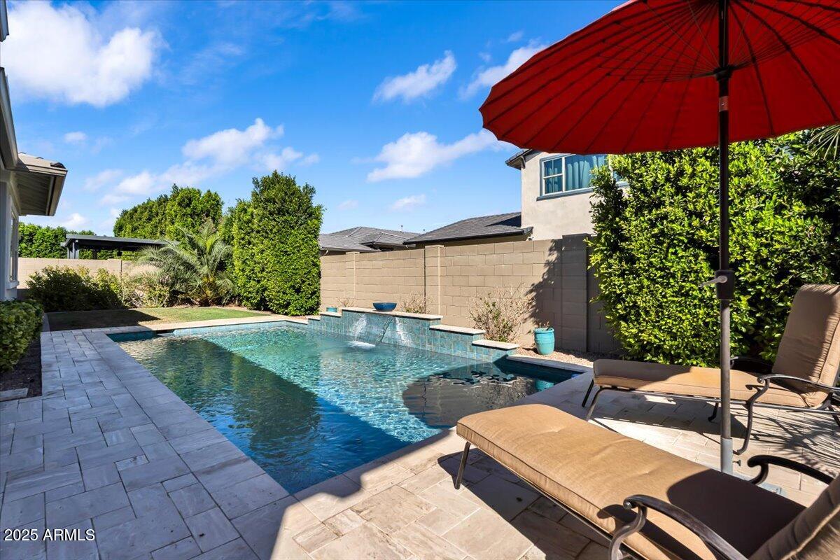 3648 E ARABIAN Drive