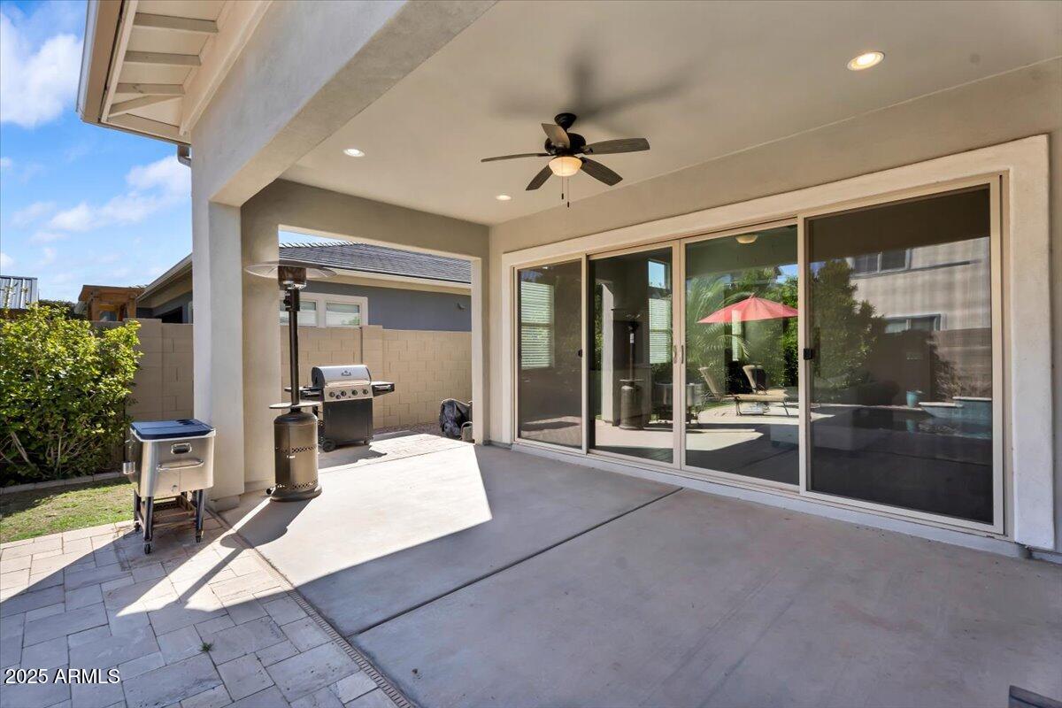 3648 E ARABIAN Drive