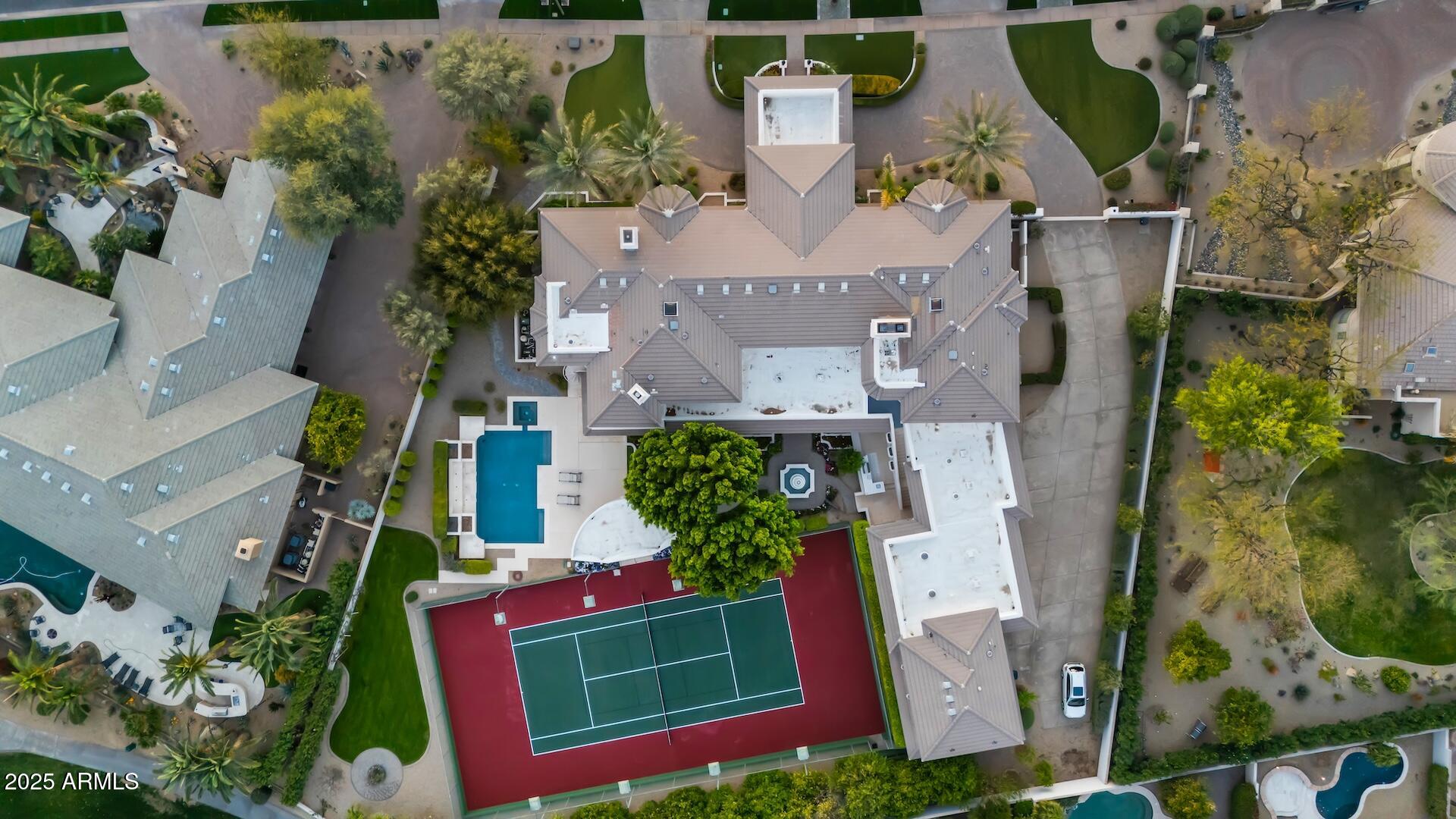 7630 E VAQUERO Drive