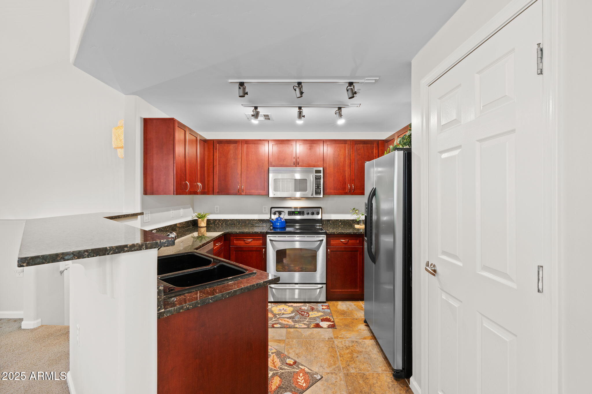1920 E BELL Road 1034